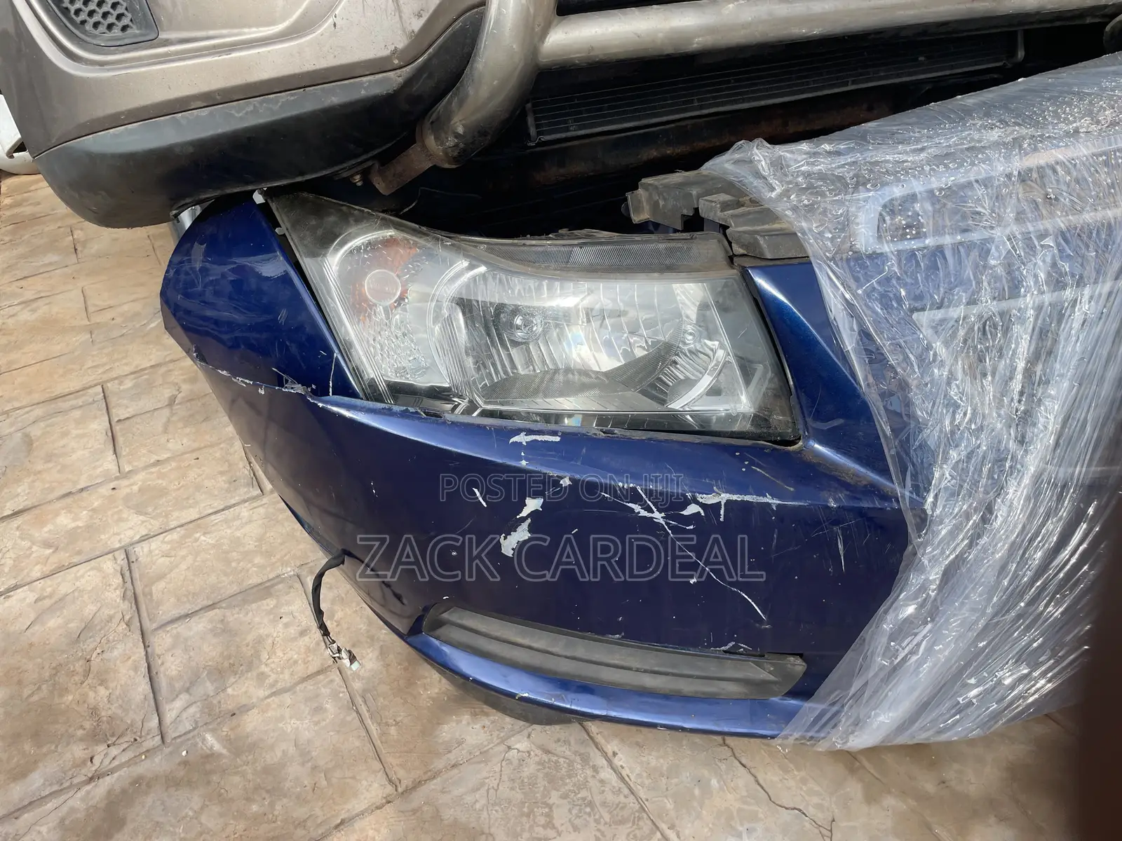 Chivrolet Cruze 2012 Front Cut Available