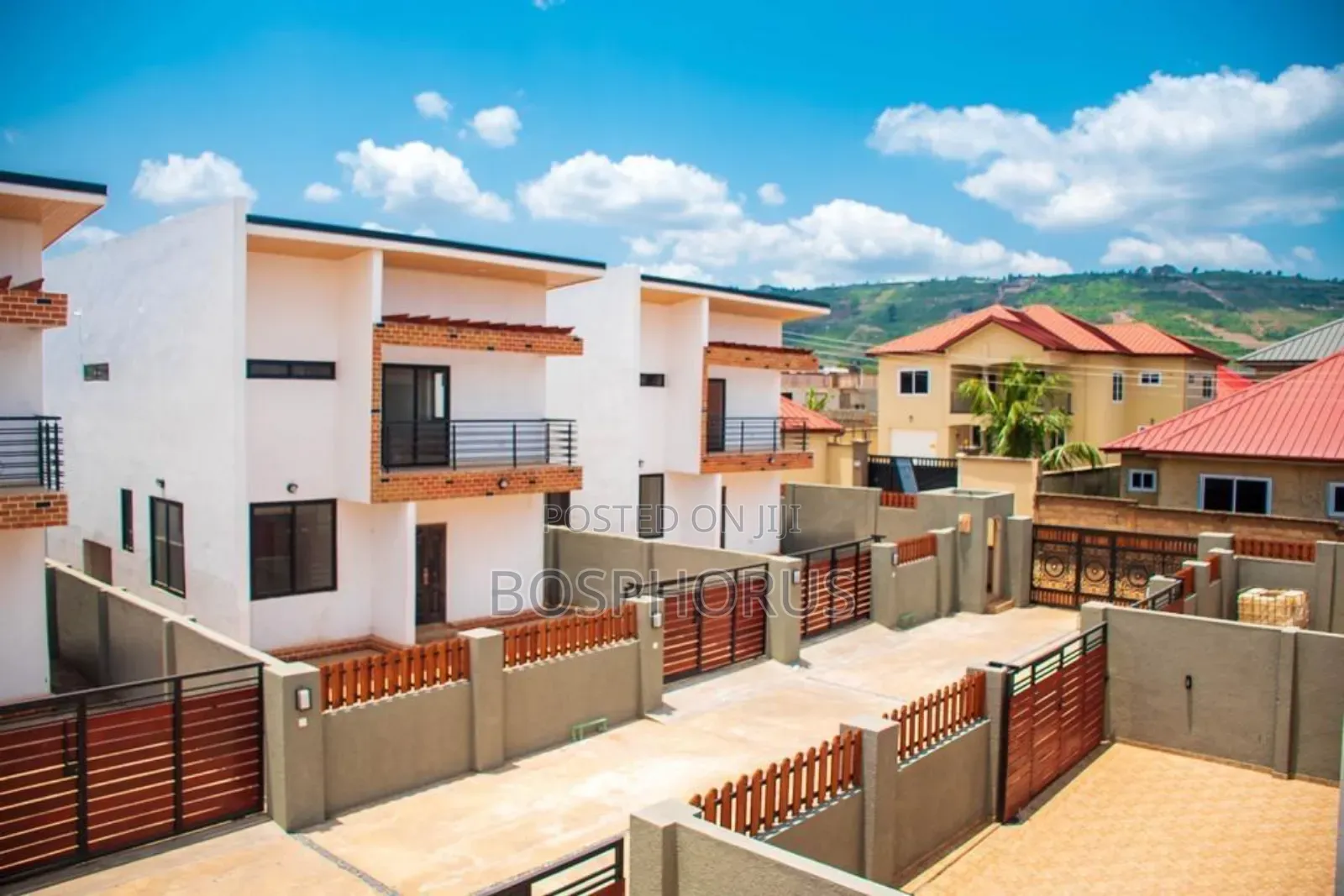 3bdrm House in Oyarifa for sale