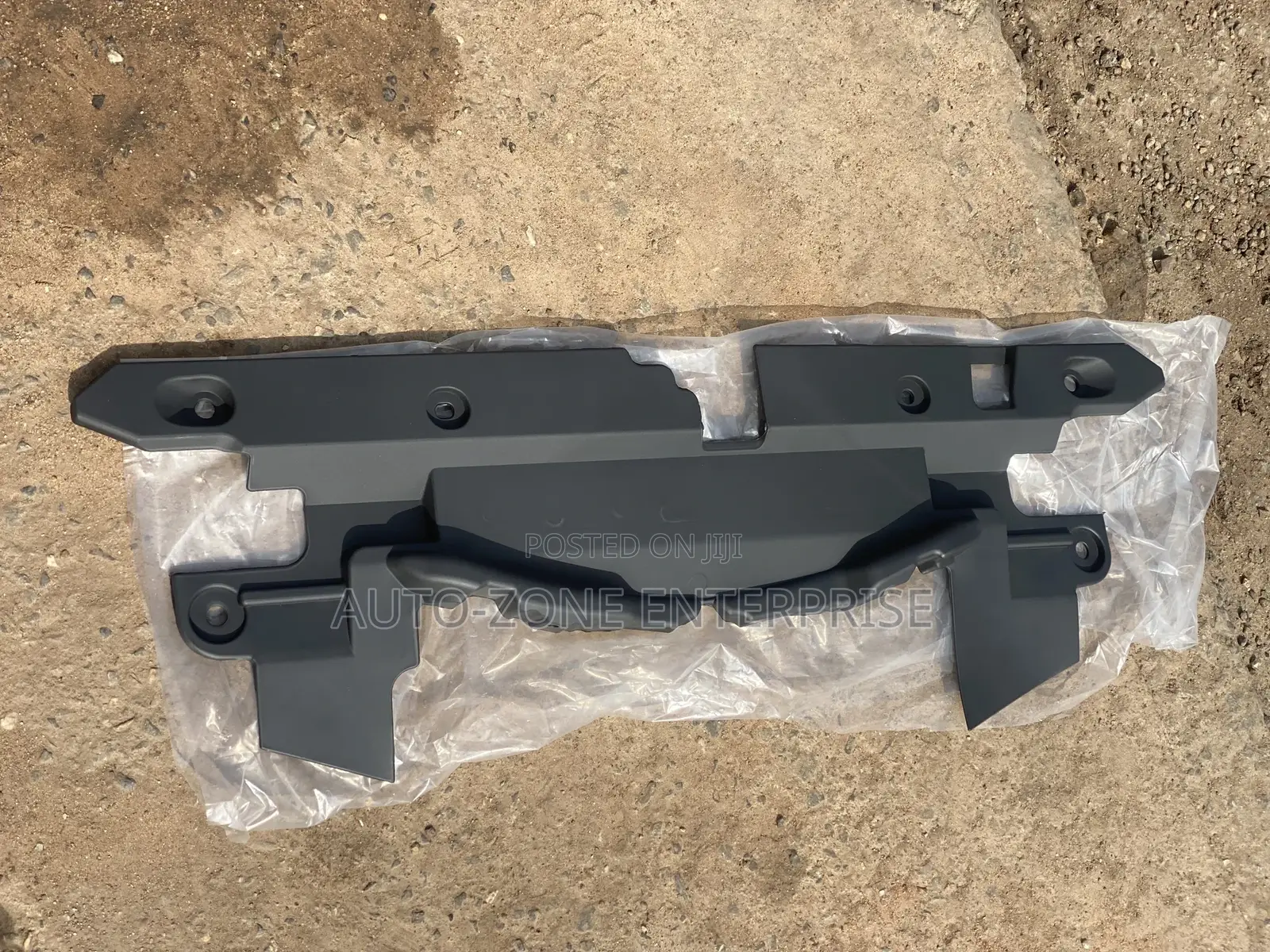 Toyota Rav4 2016 2017 2018 Radiator Upper Cover