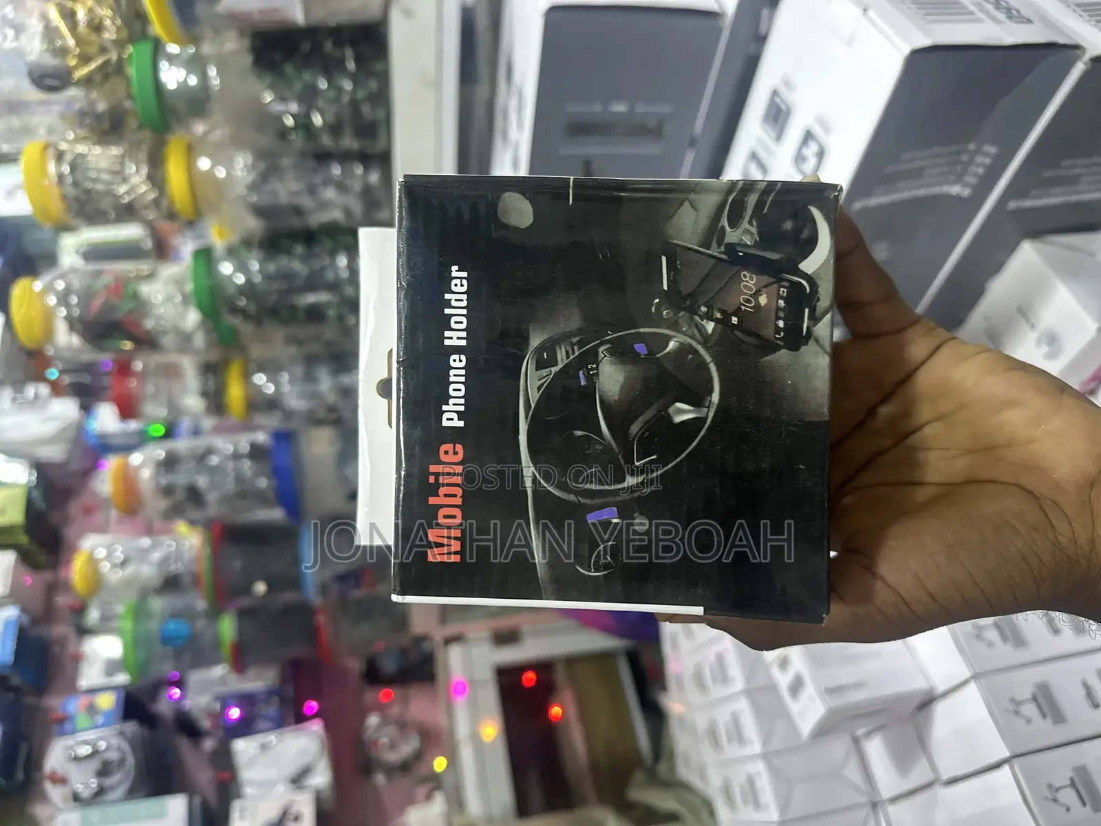 Car Phone Mount / Wind Screen Phone Mount