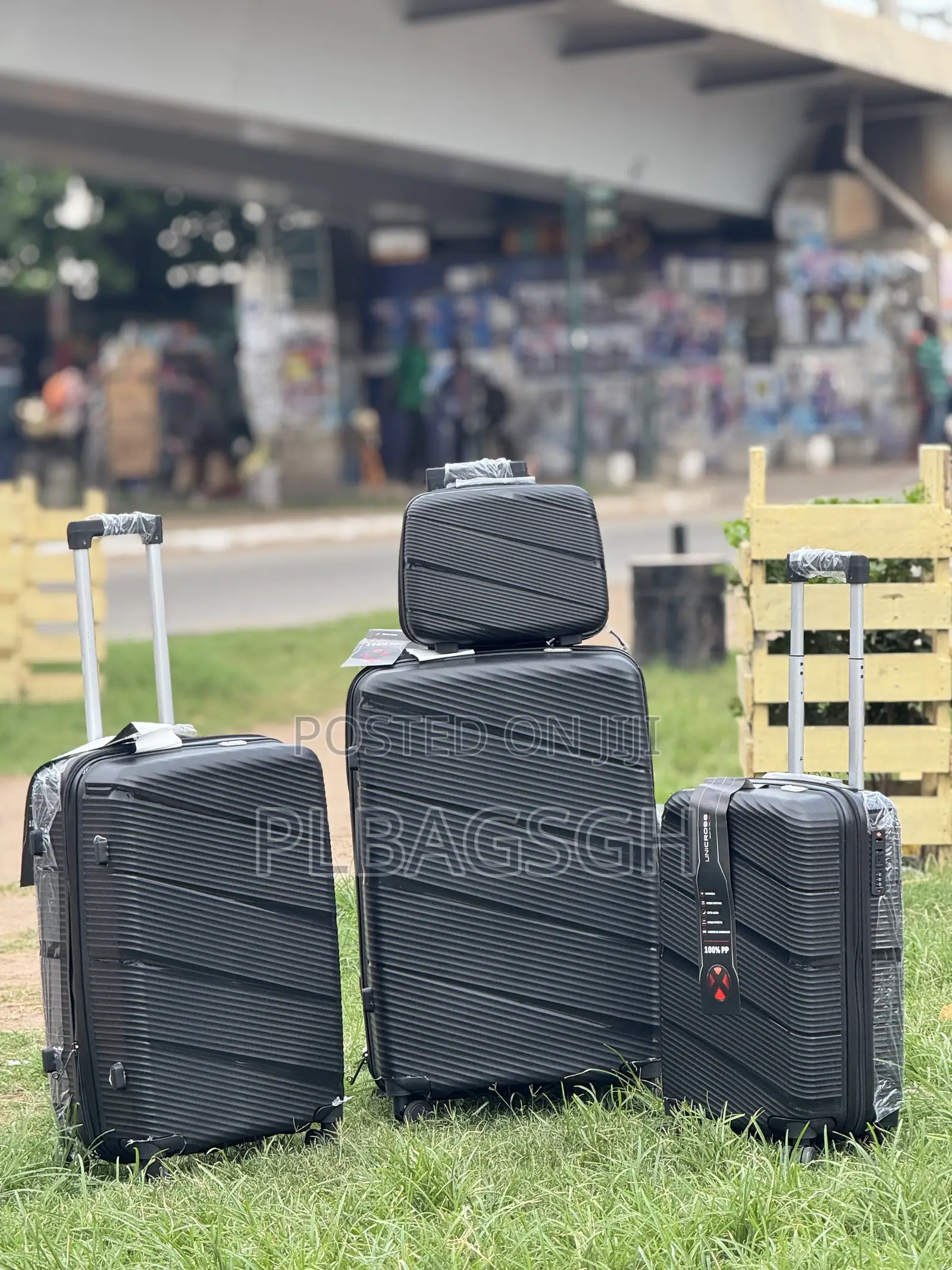 Four in One Unicross Luggage