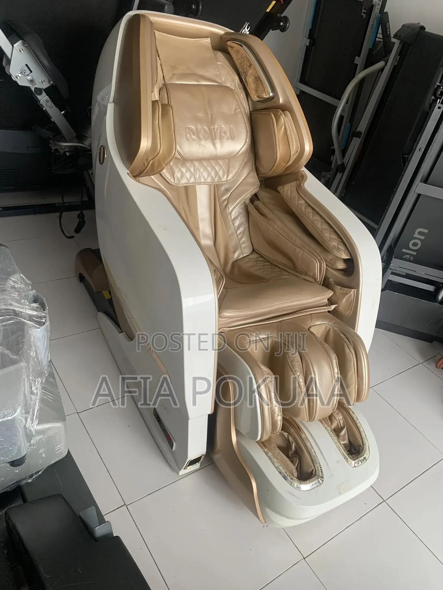 Massage Chair Rotai
