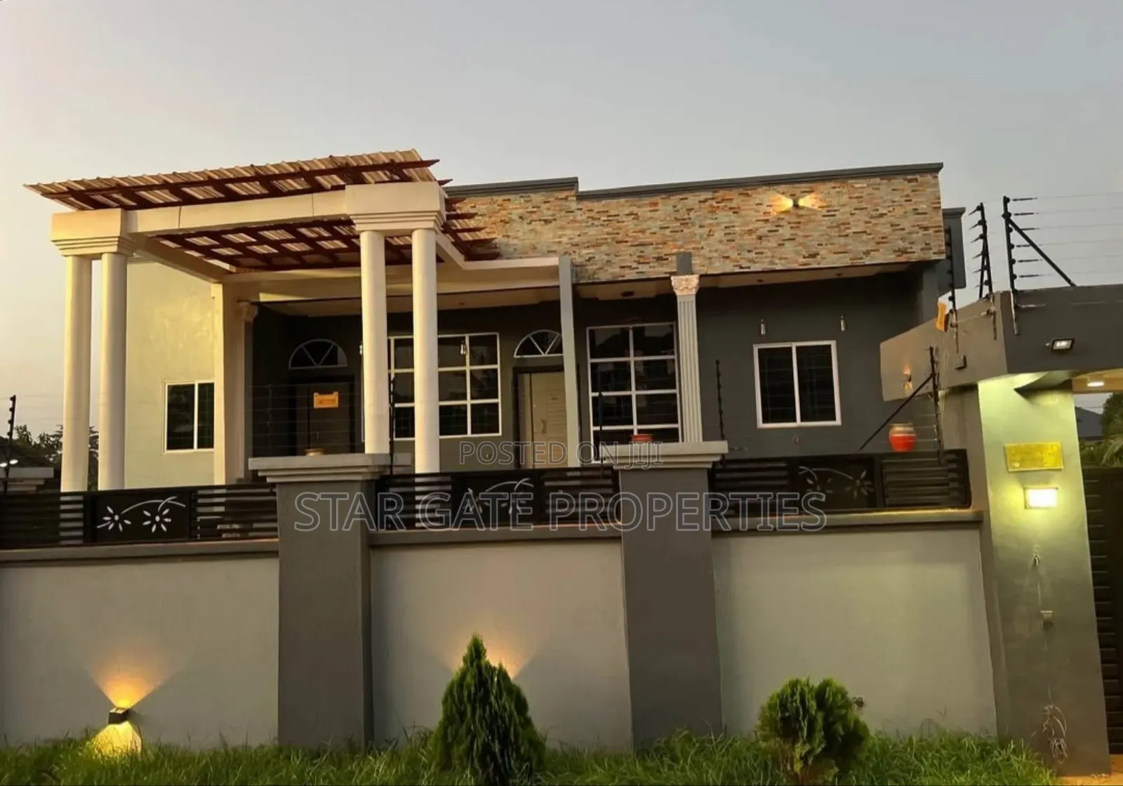 6bdrm House in Star Gate Properties, Kumasi Metropolitan for sale