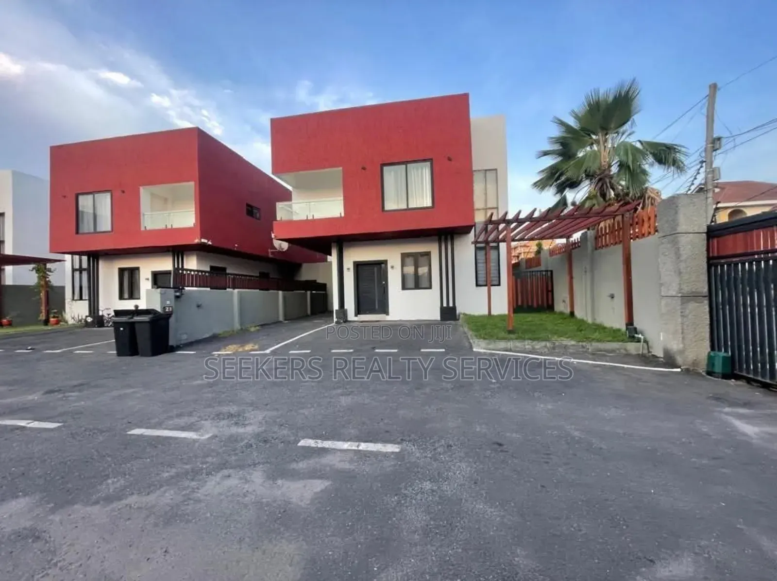 4bdrm Townhouse / Terrace in Seekers Realty, East Legon for rent