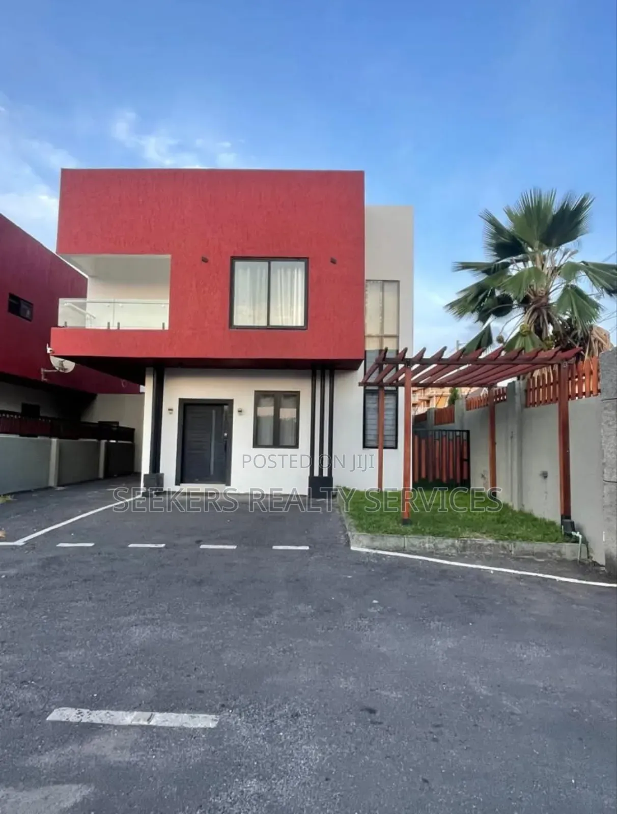 4bdrm Townhouse / Terrace in Seekers Realty, East Legon for rent