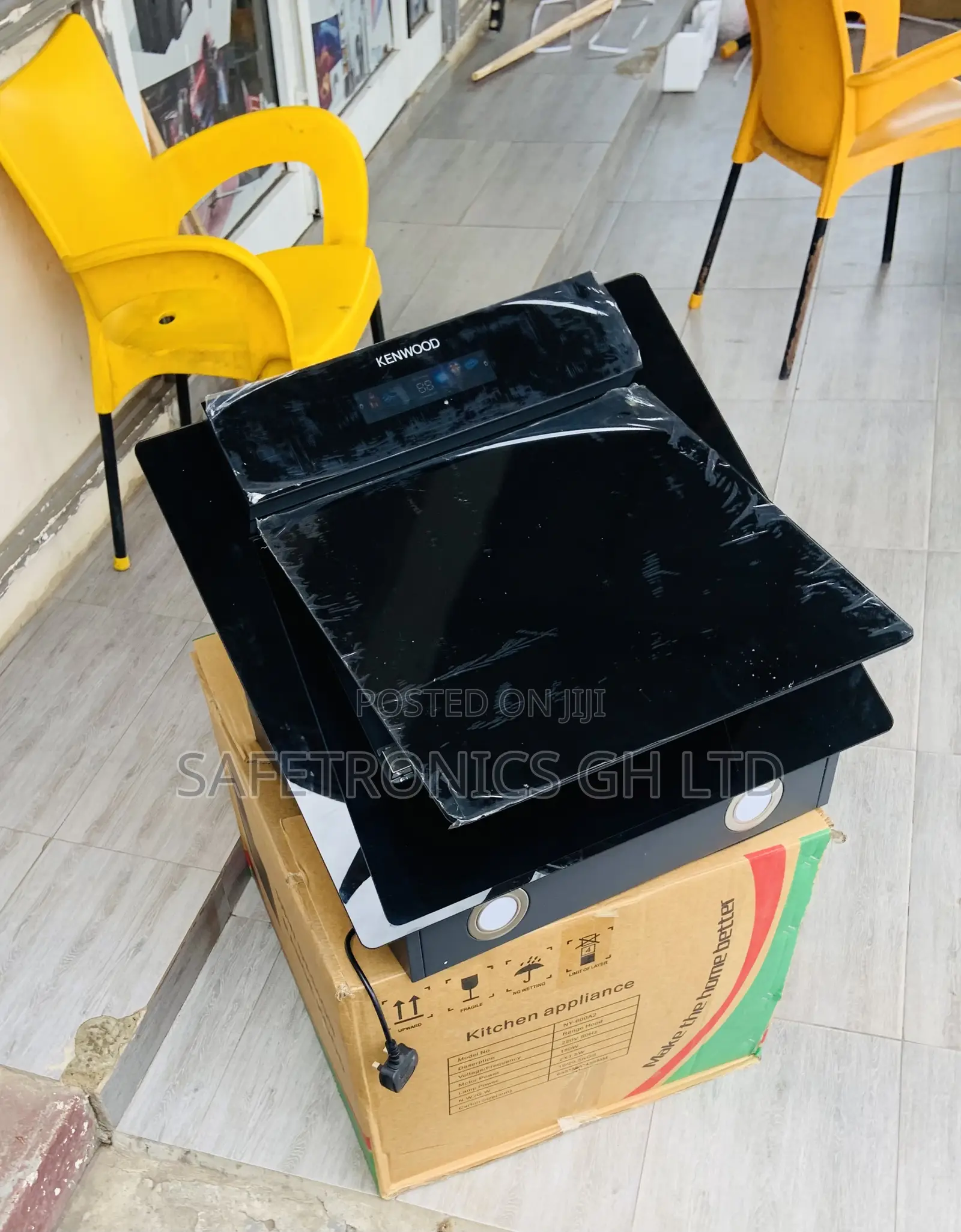 Get Accurate 60cm Built in Heat Extractor Black
