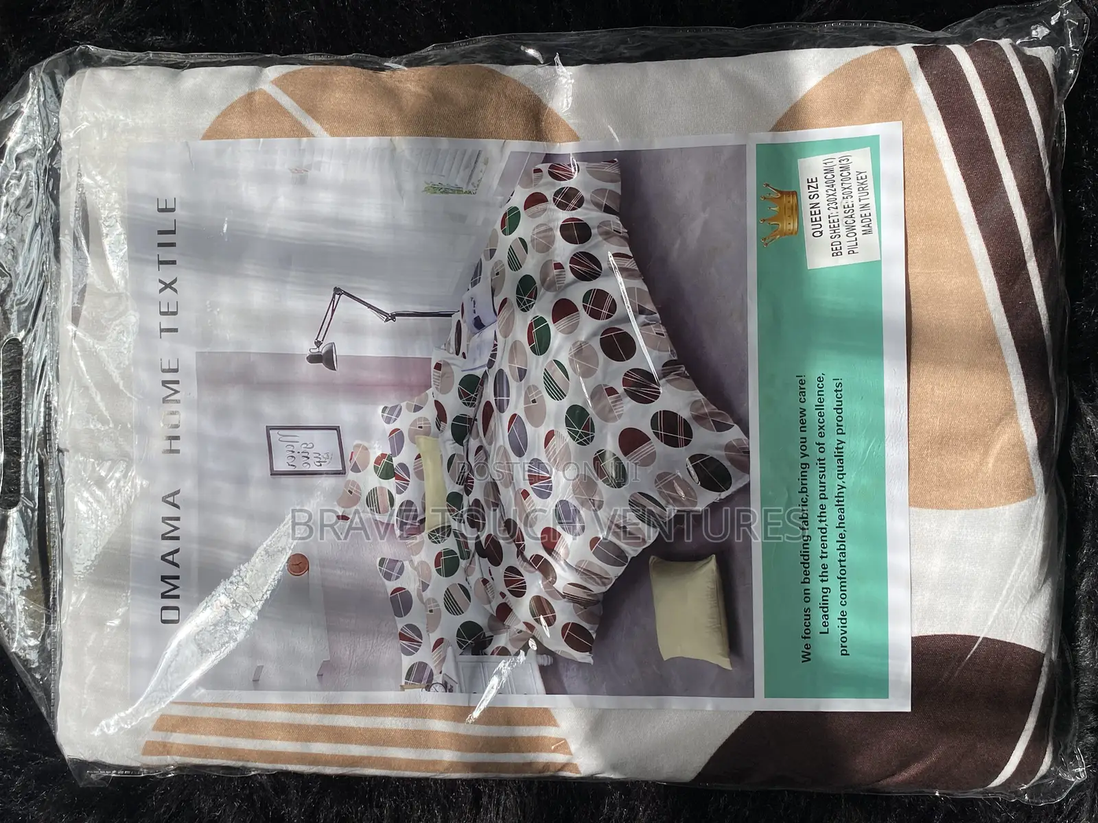 Queen Size Bedsheet With 3 Pillow Cases Multicolored Brown