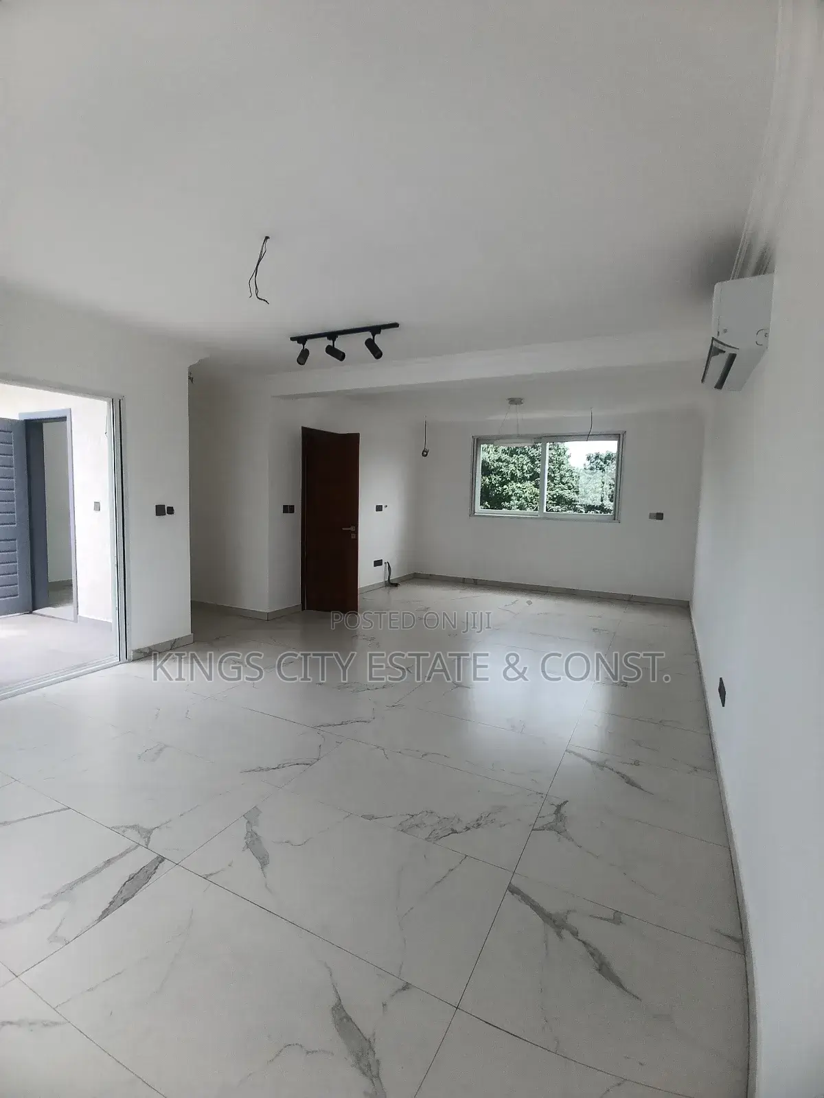 4bdrm House in Nyarho-Area, Dworwulu for rent