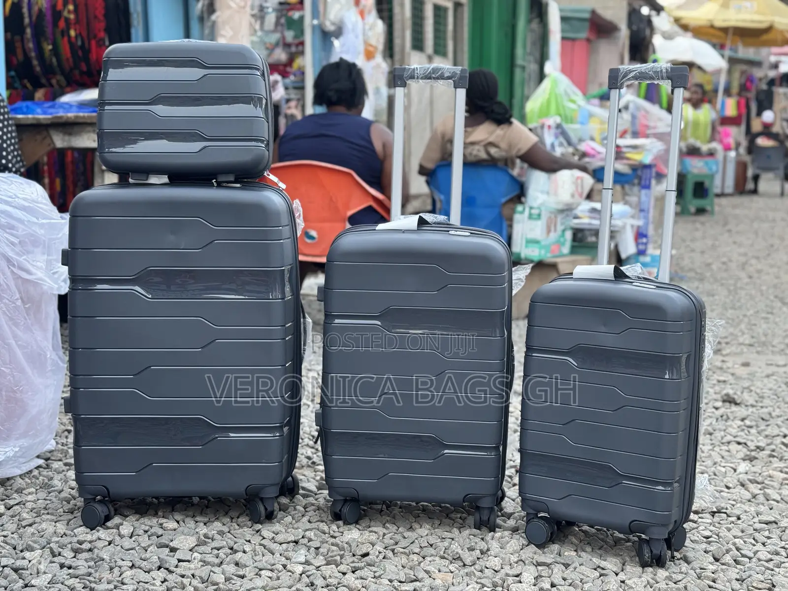 Four in One Cabin Trolly Traveling Bag