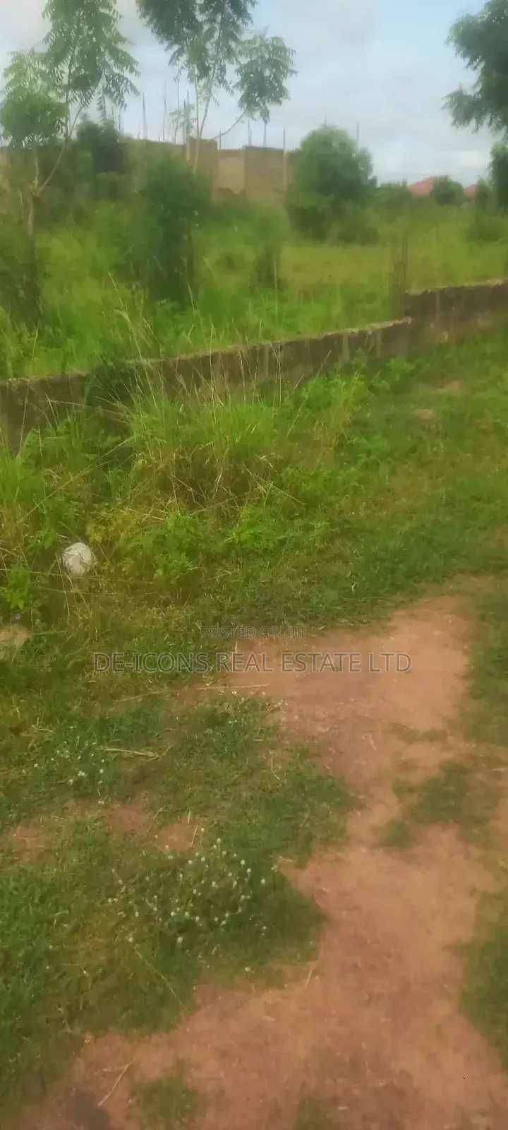 6 Plots of Land at Papase No.1 for Sale.