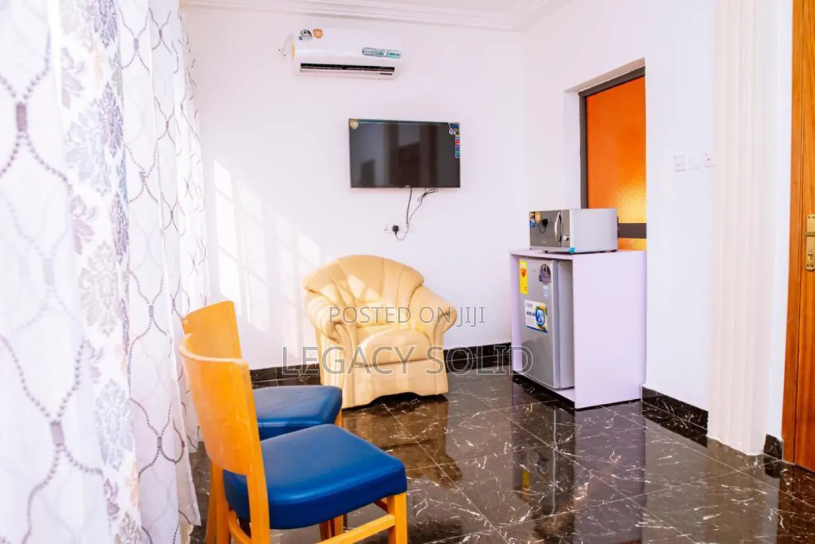 7bdrm Duplex in ๐ป๐๐๐๐๐ข ๐๐๐๐๐ ๐๐๐๐, East Legon for sale