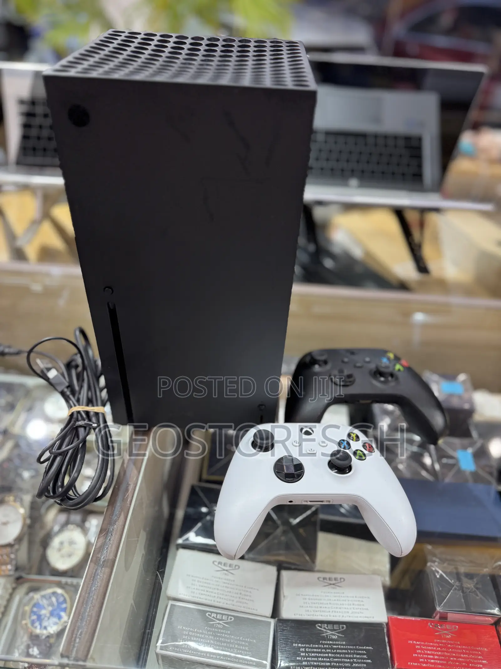 Neat Xbox Series X 1tb With Games Installed + 2 Controllers