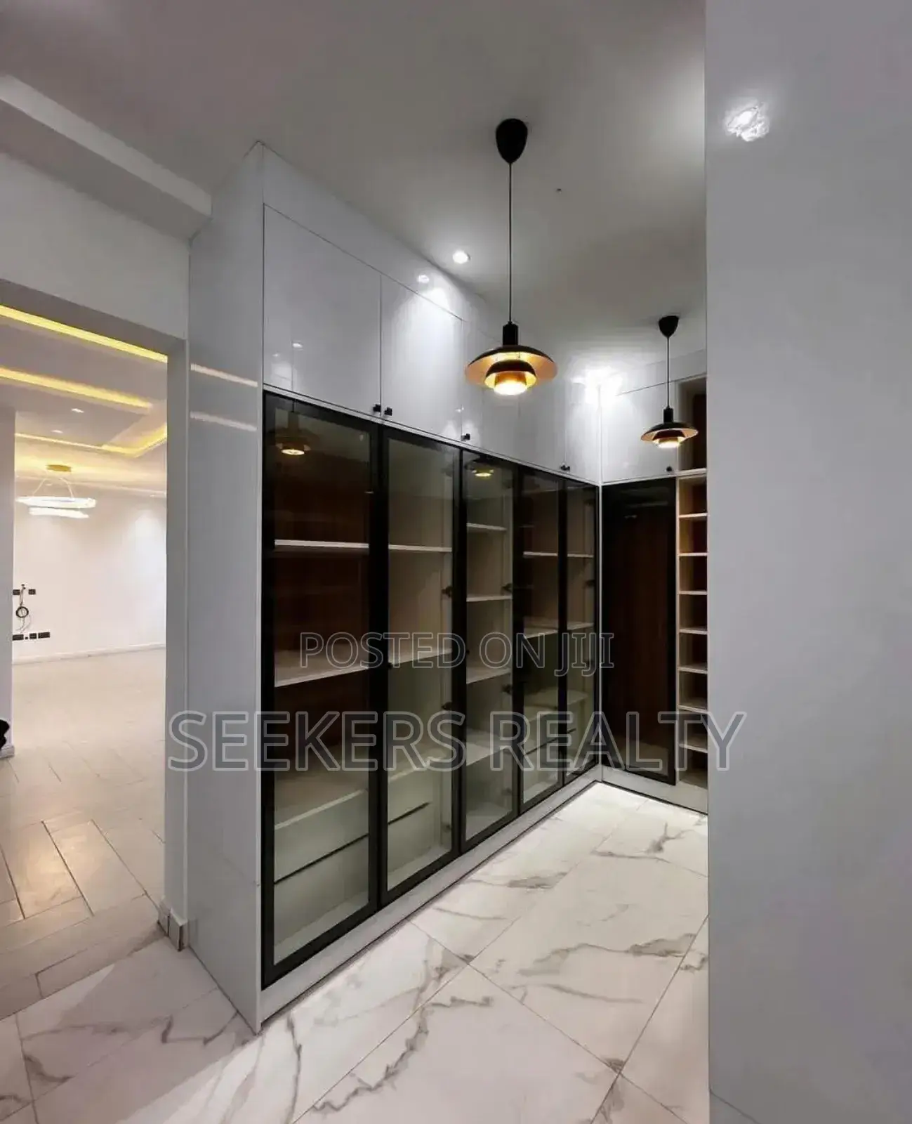 Furnished 2bdrm Apartment in Seekers Realty, Dzorwulu for rent