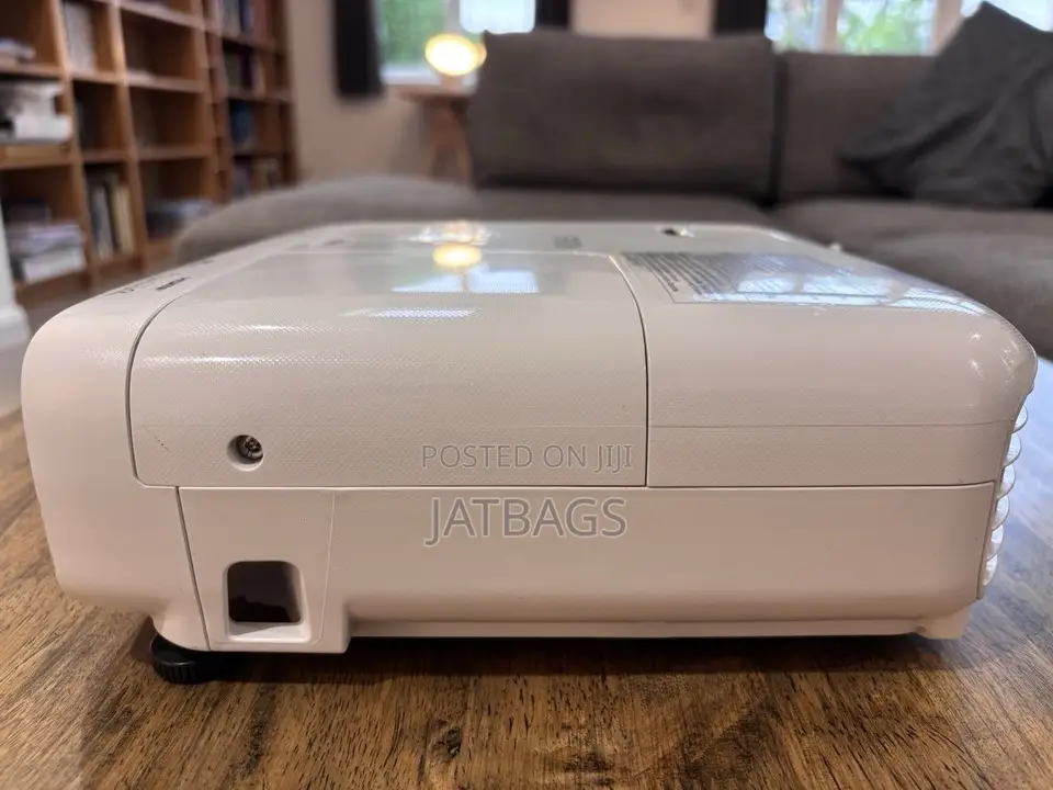 Epson Eb-E20 Projector 3400 Lumens (Free Delivery) - Uk Used