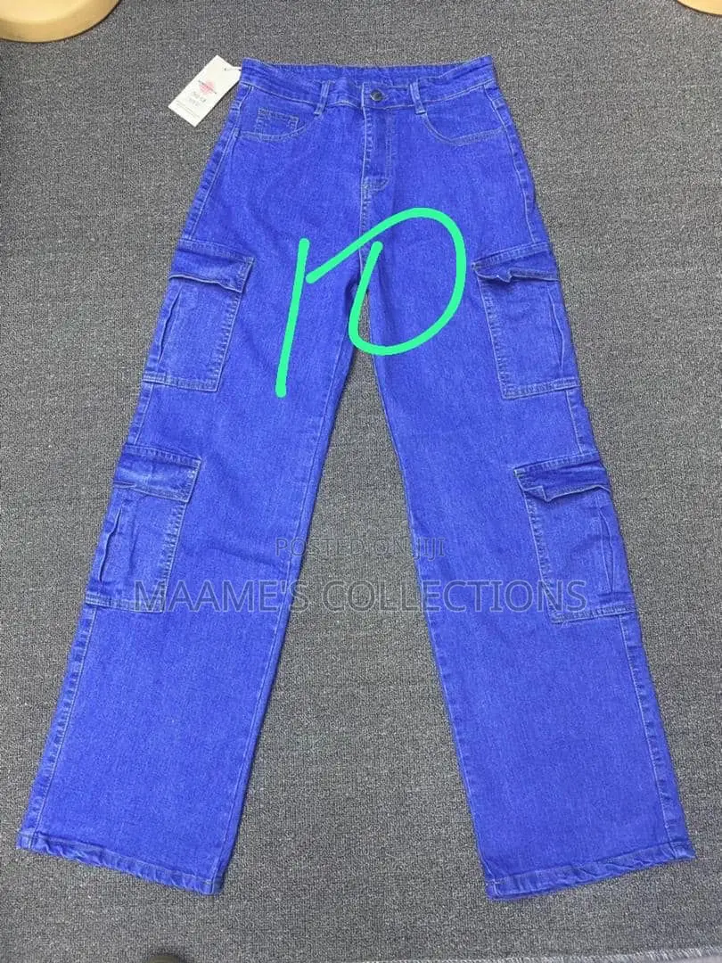 Women’S High Wasted Cargo Jeans.