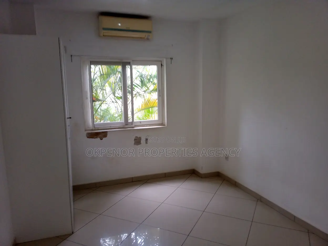 3bdrm Apartment in Shiashie East Legon Accra Metropolitan for sale