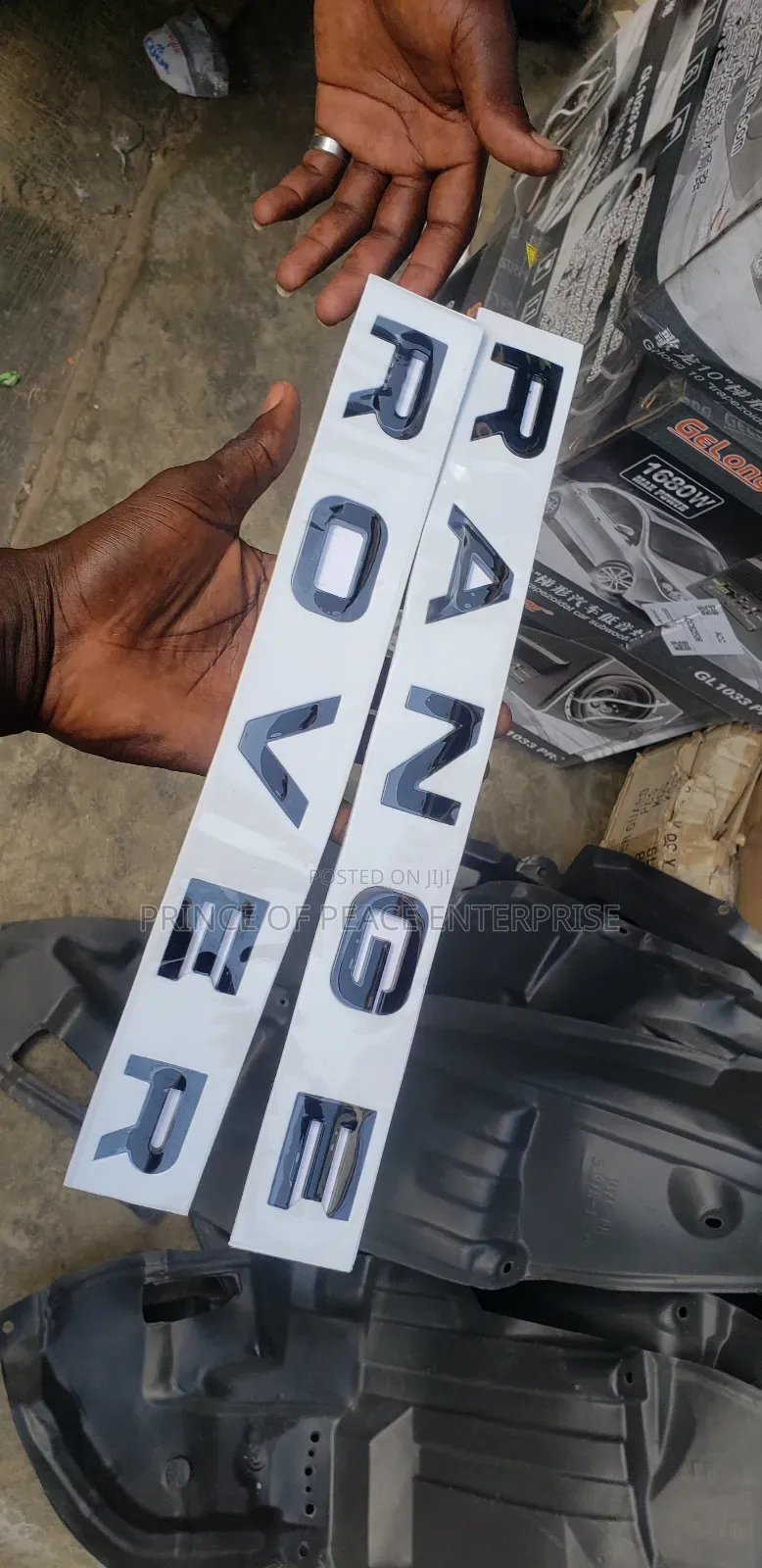 Range Rover Alphabet Writings
