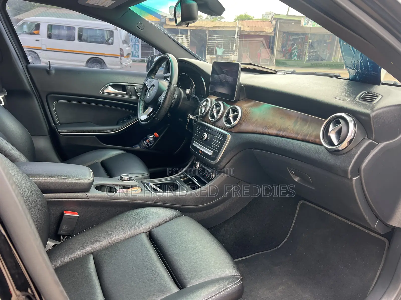 Mercedes-Benz CLA-Class 2018 Black
