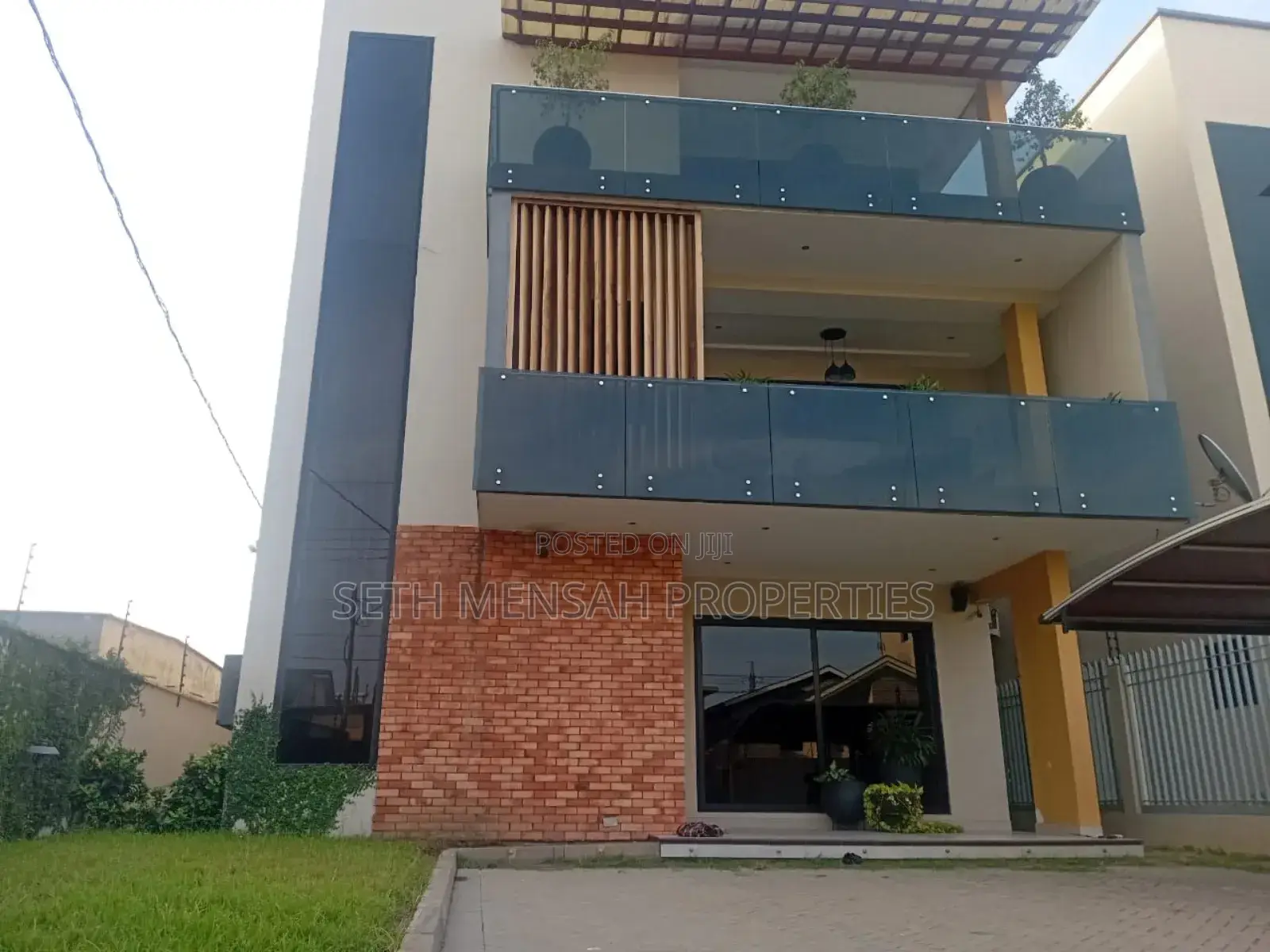 Furnished 4bdrm House in East Legon for rent