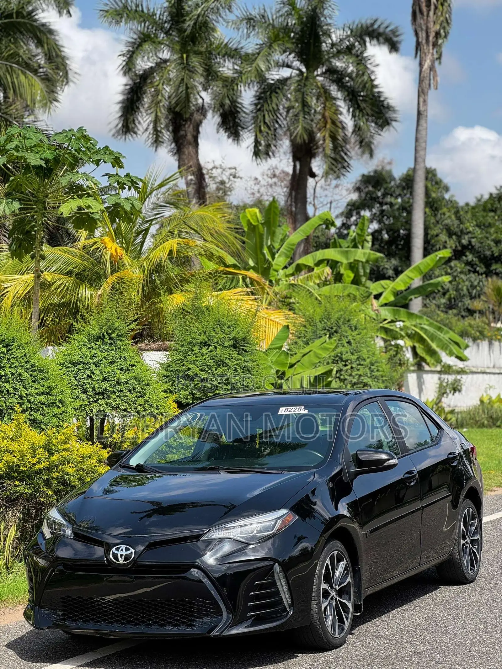 Toyota Corolla XSE 4dr Sedan (1.8L 4cyl CVT) 2017 Black