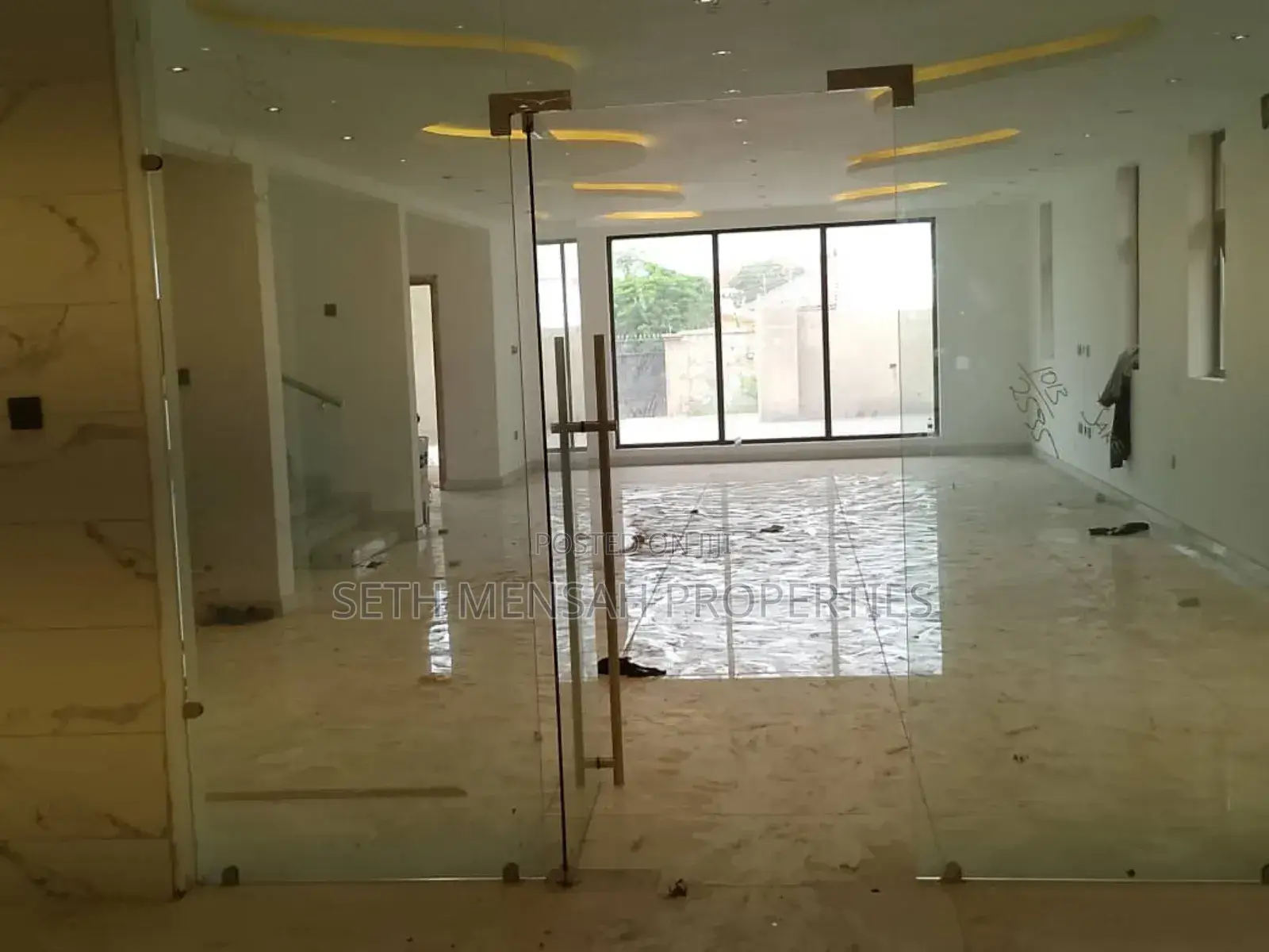 5bdrm House in Nmai-Dzorn for sale