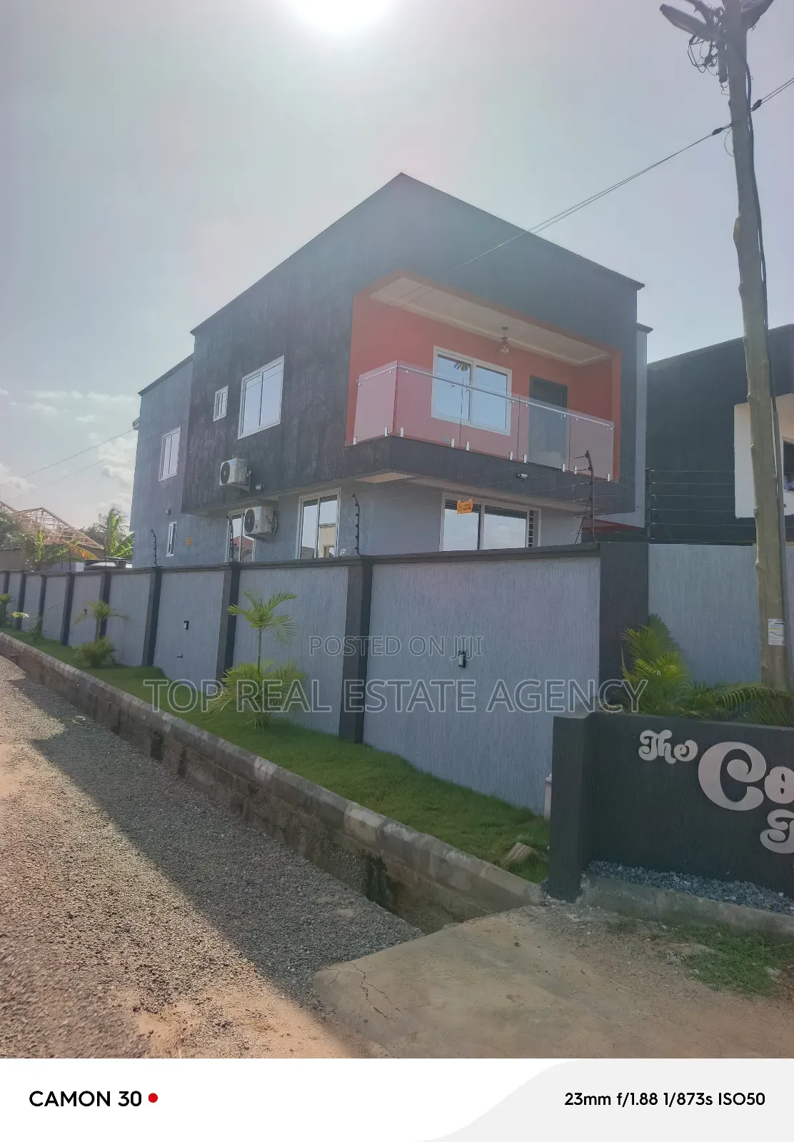 3bdrm Duplex in ,,, K. Bee, Oyarifa for sale