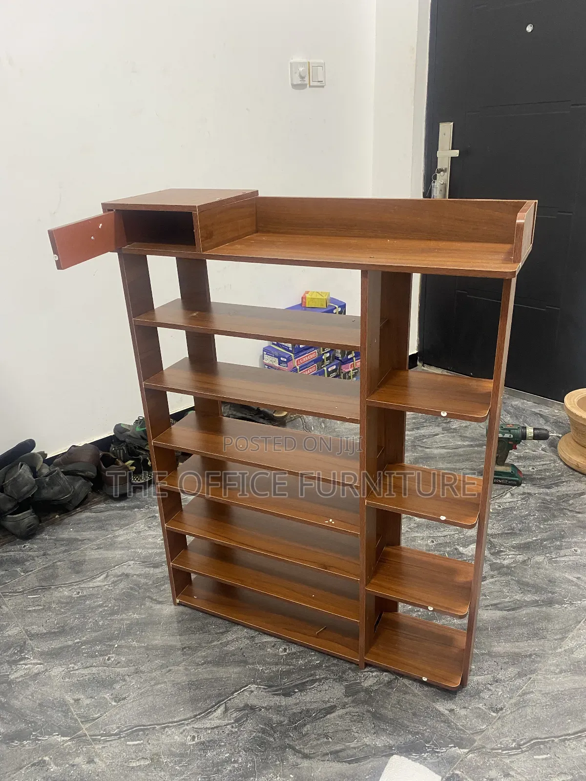 Seven Steps Shoe Rack
