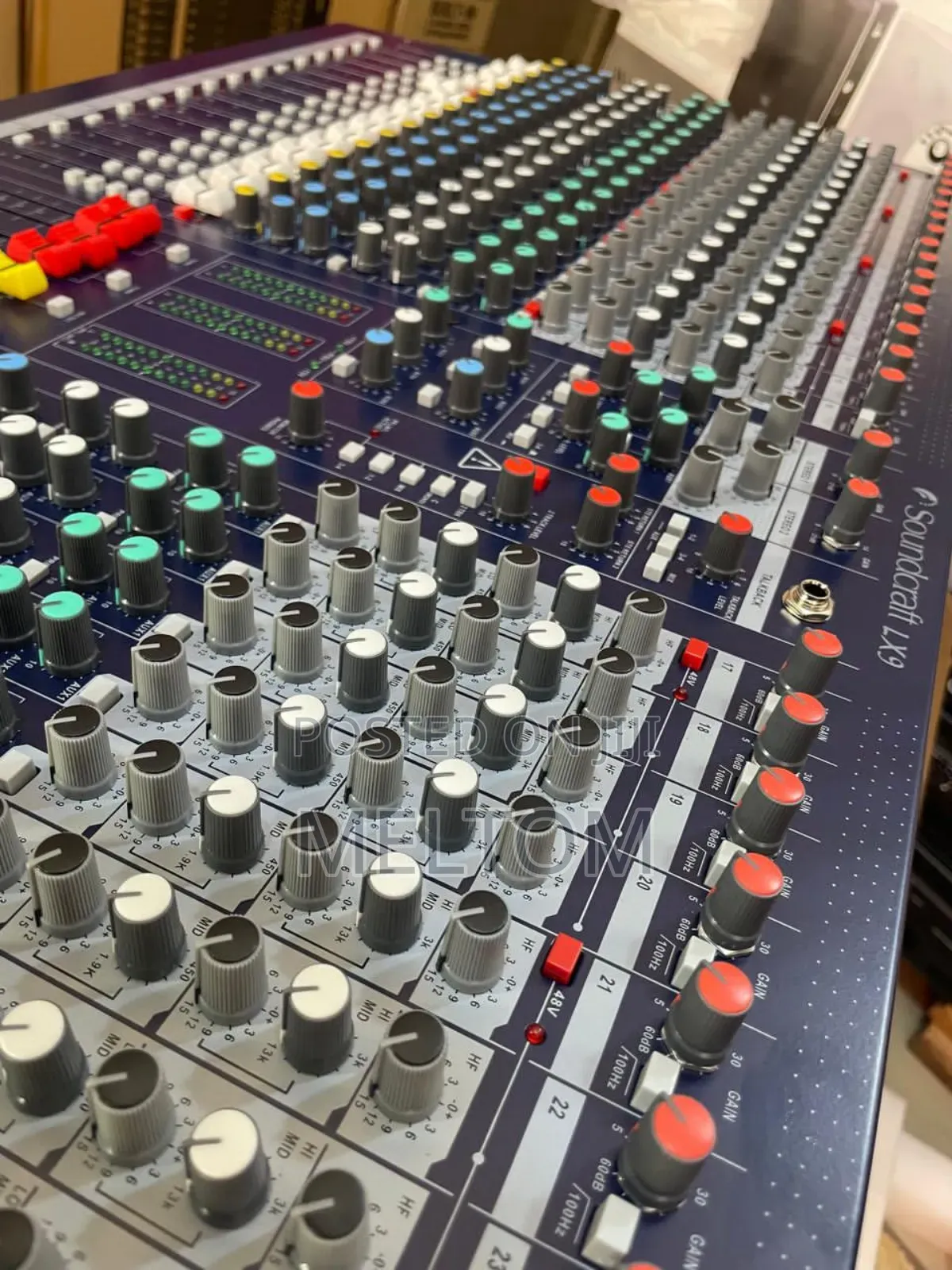 Soundcraft Lx9 24channels Professional Mixer