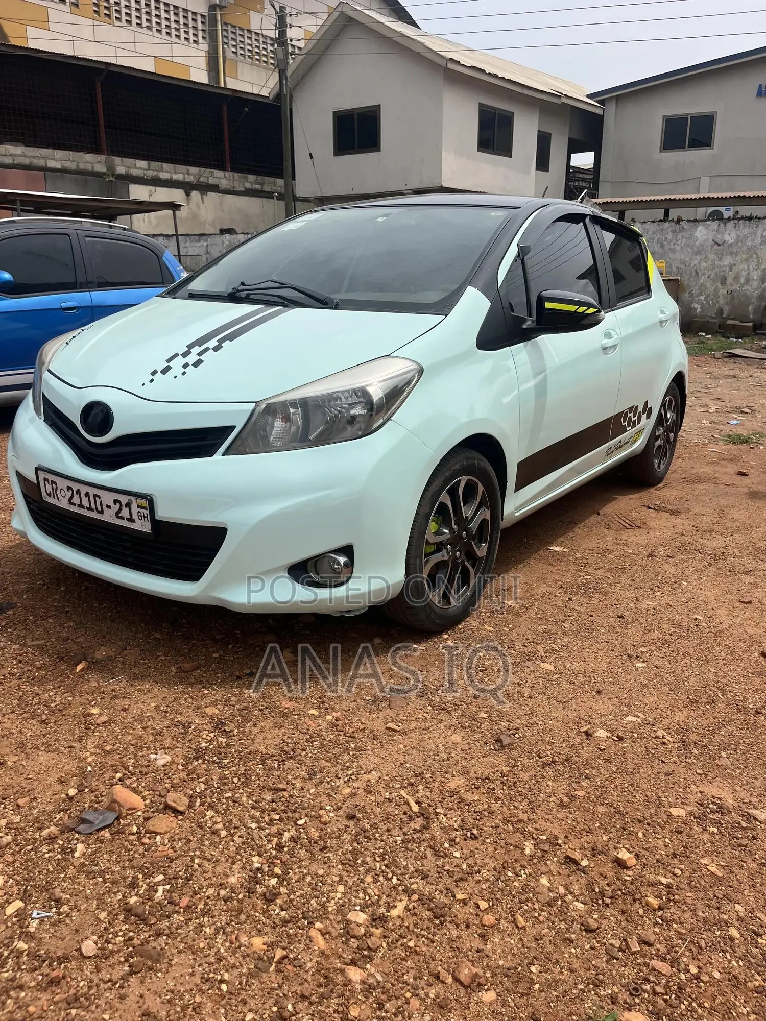 Toyota Vitz 1.0 FWD 3dr 2012 White