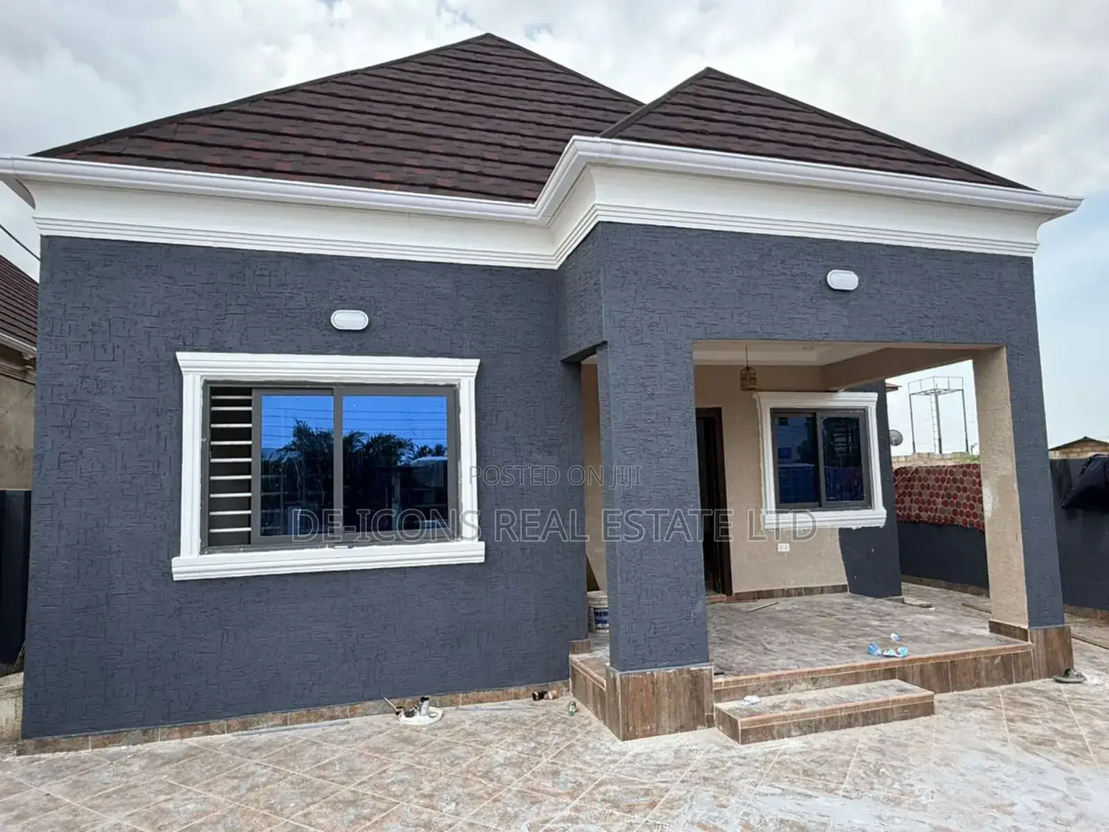 3bdrm Bungalow in De-Icons Real Estate, Ablekuma for sale