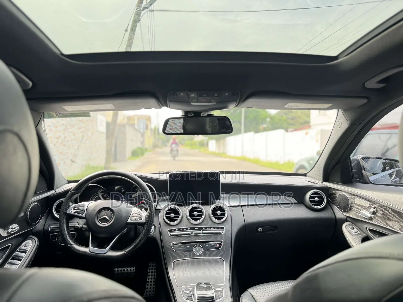 Mercedes-Benz C300 Sport Sedan RWD (2.0L 4cyl 7A) 2016 Gray