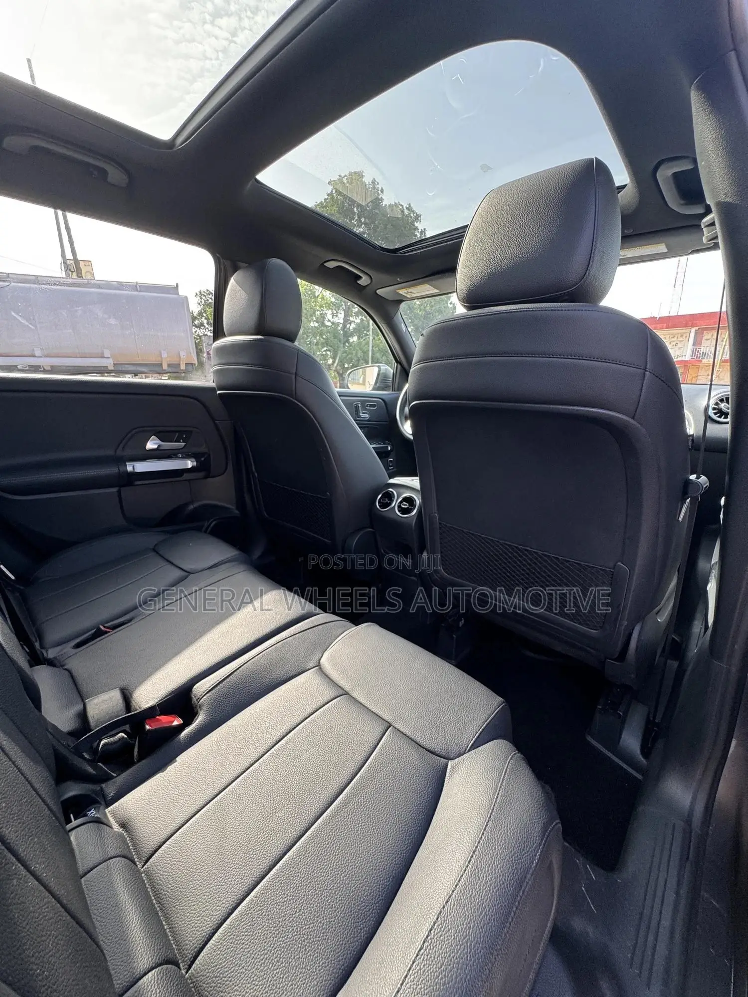 Mercedes-Benz GLB-Class GLB 250 4MATIC 2020 Gray