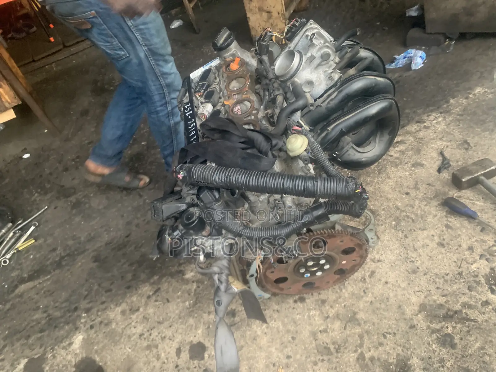 Vitz 4 Plugs 2010 Engine