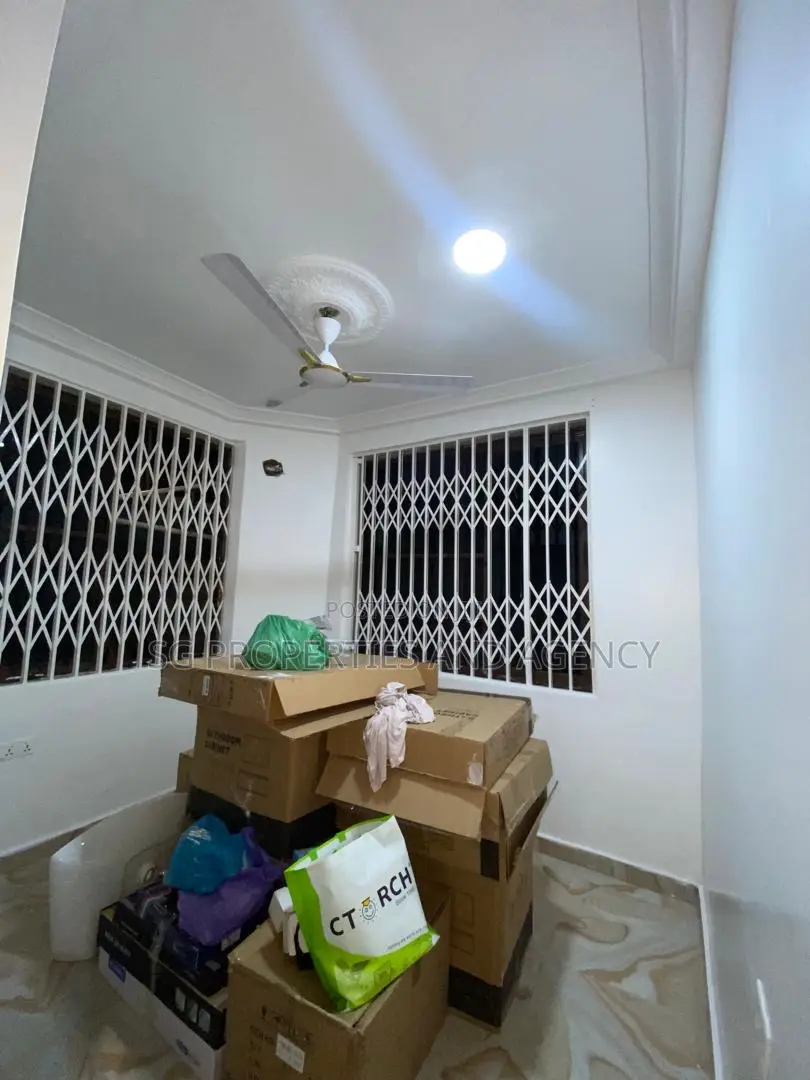 2bdrm Apartment in East Airport, Spintex for rent