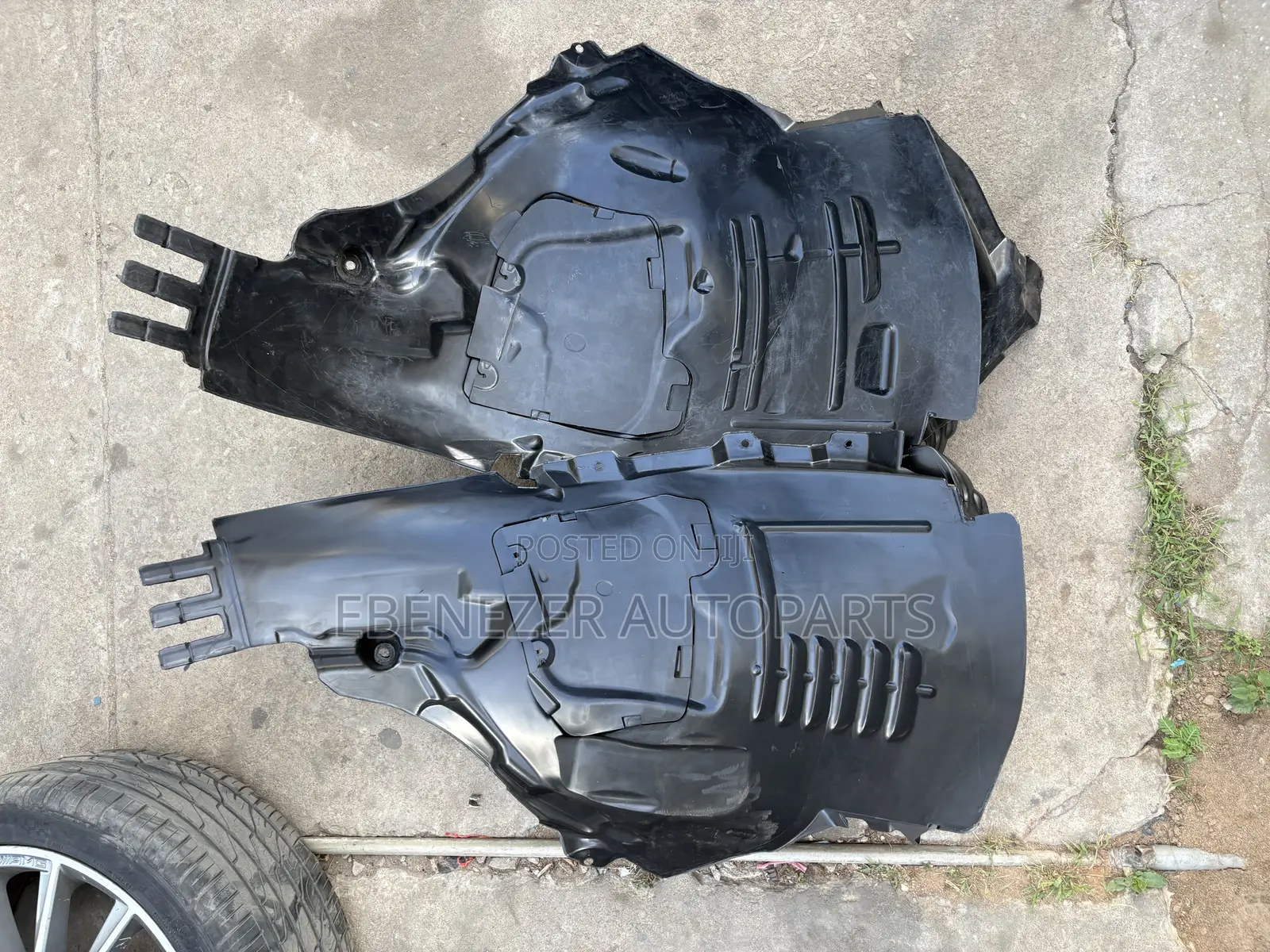 Mercedes Benz C300 W205 Mudguard Liner Original
