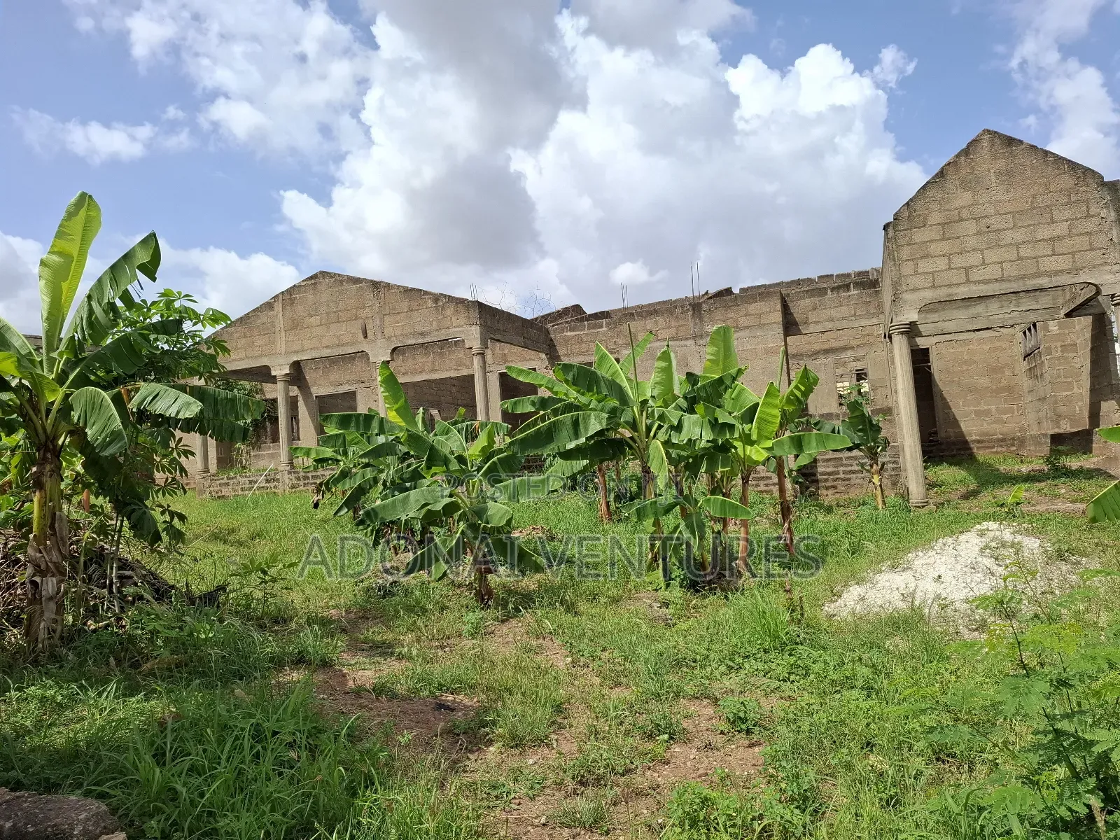 One Full Plot of Land for Sale in Ahodwo Daban