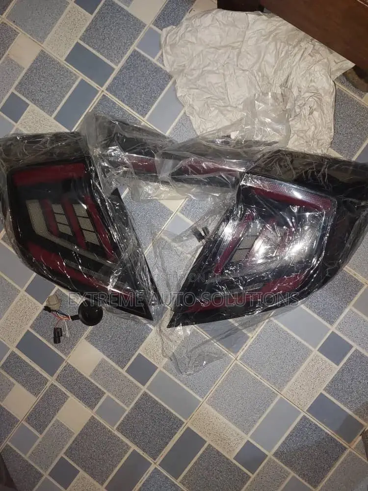 Honda Civic 2016 Taillights