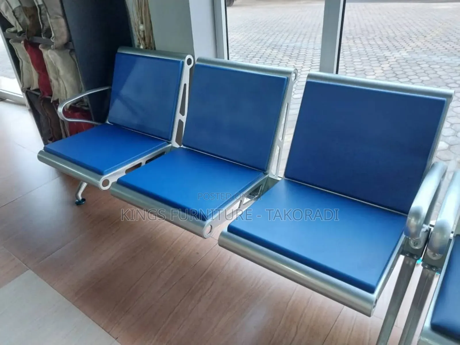 Heavy Duty/Waiting Chair