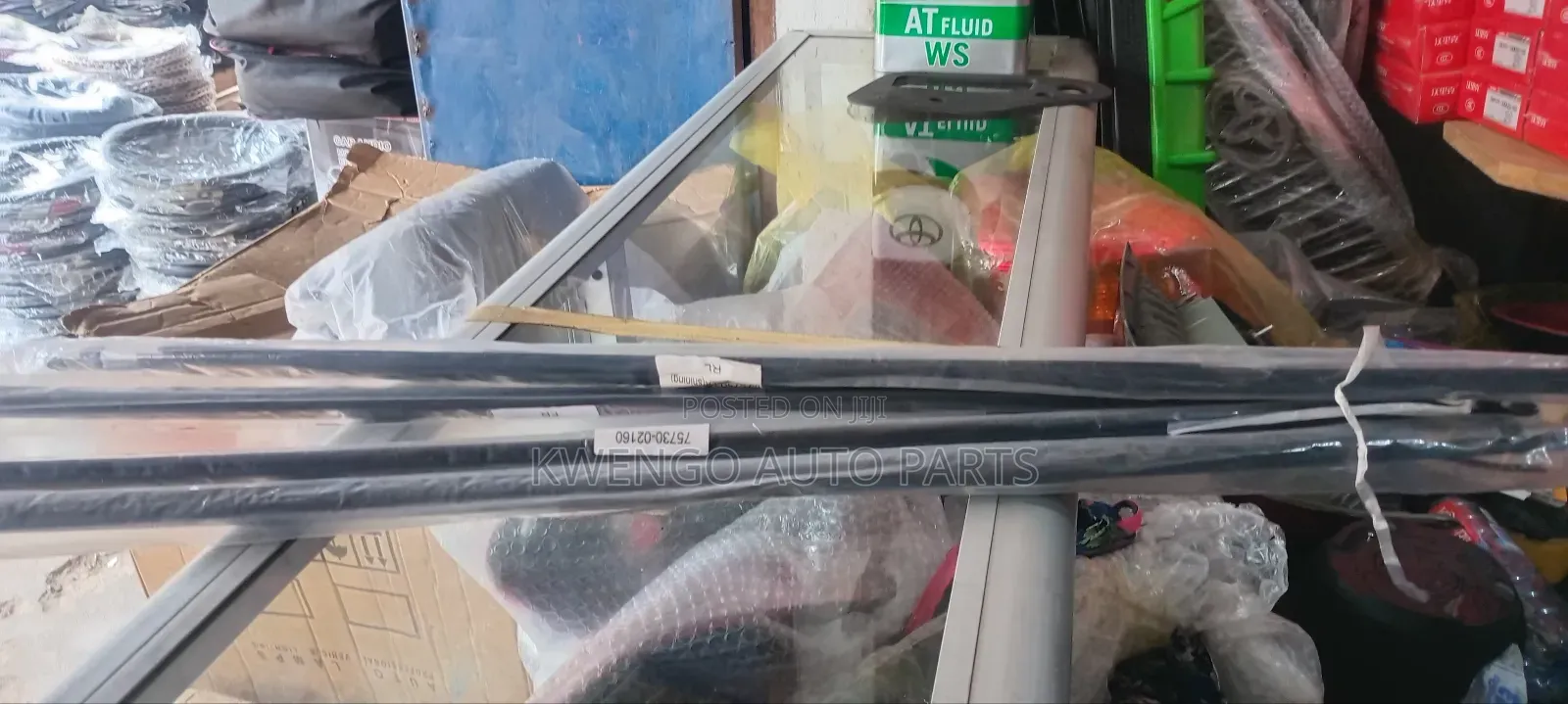 Corolla Door Glass Mouth Set)