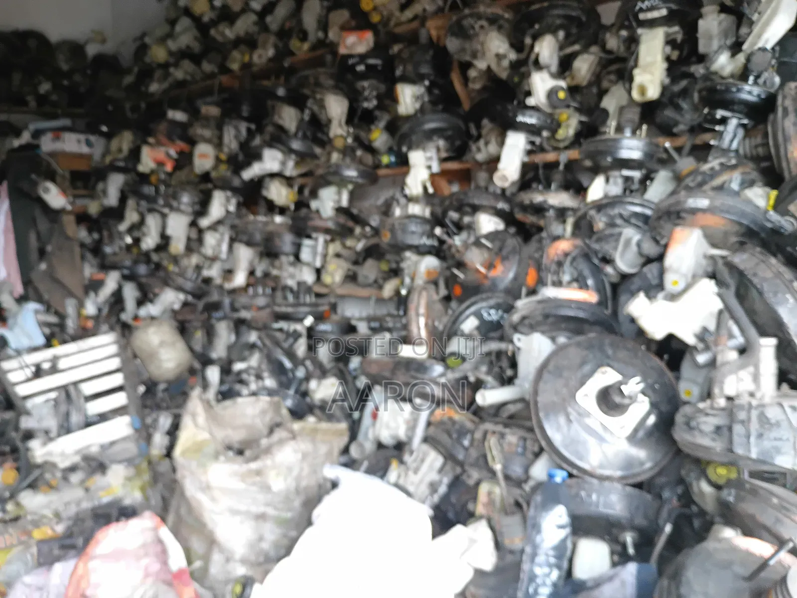 Toyota and Sprinter Brake Pots