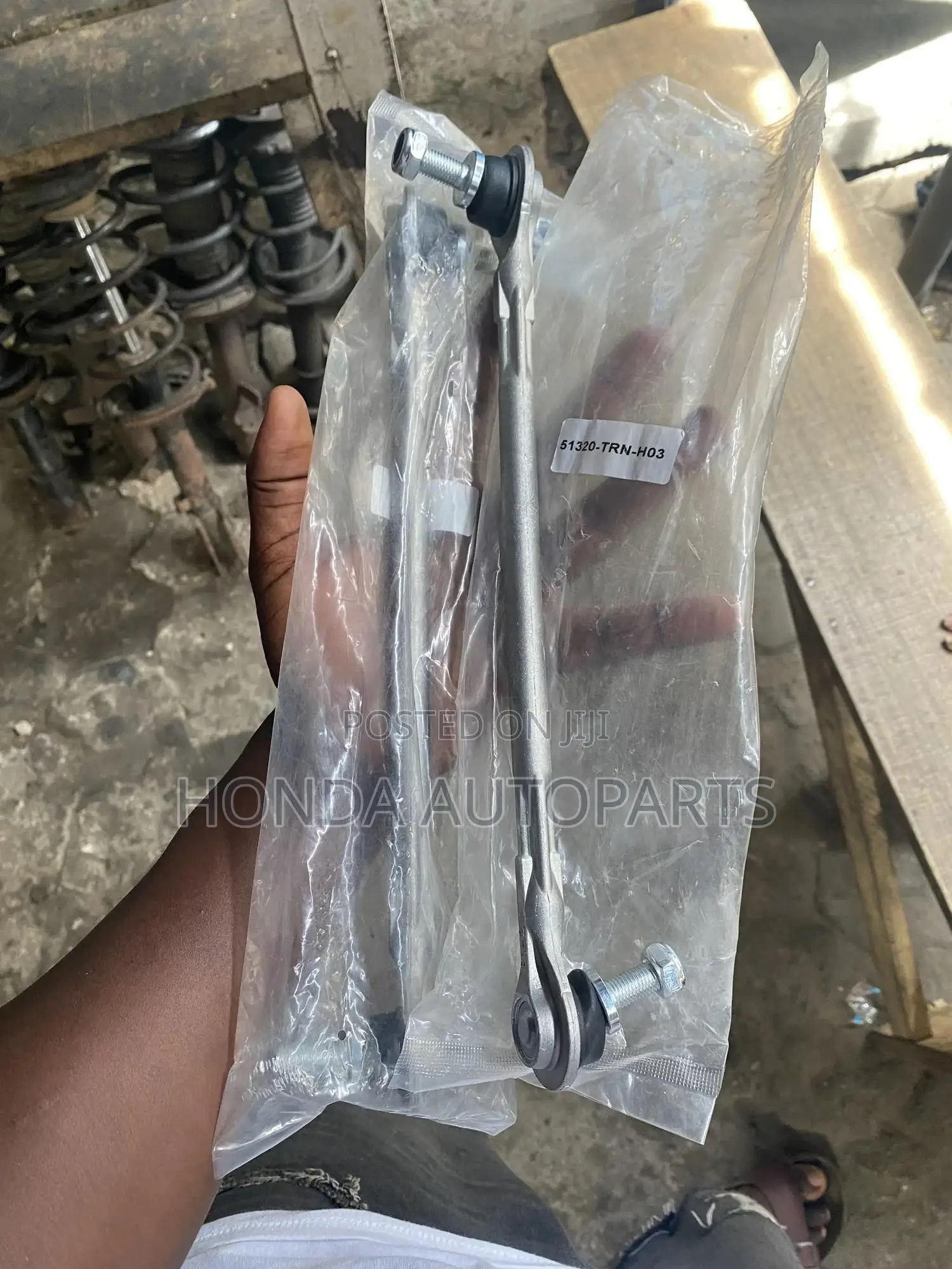 Honda CRV 2017,2018,2019,2020,2021,2022,2023 Front Link Bar.