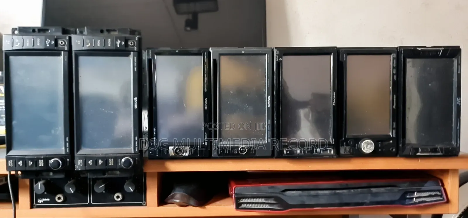 Cartapes With Bluetooth Media