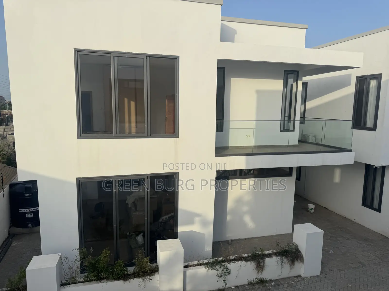 3bdrm Villa in Green Burg, Adjiriganor for sale