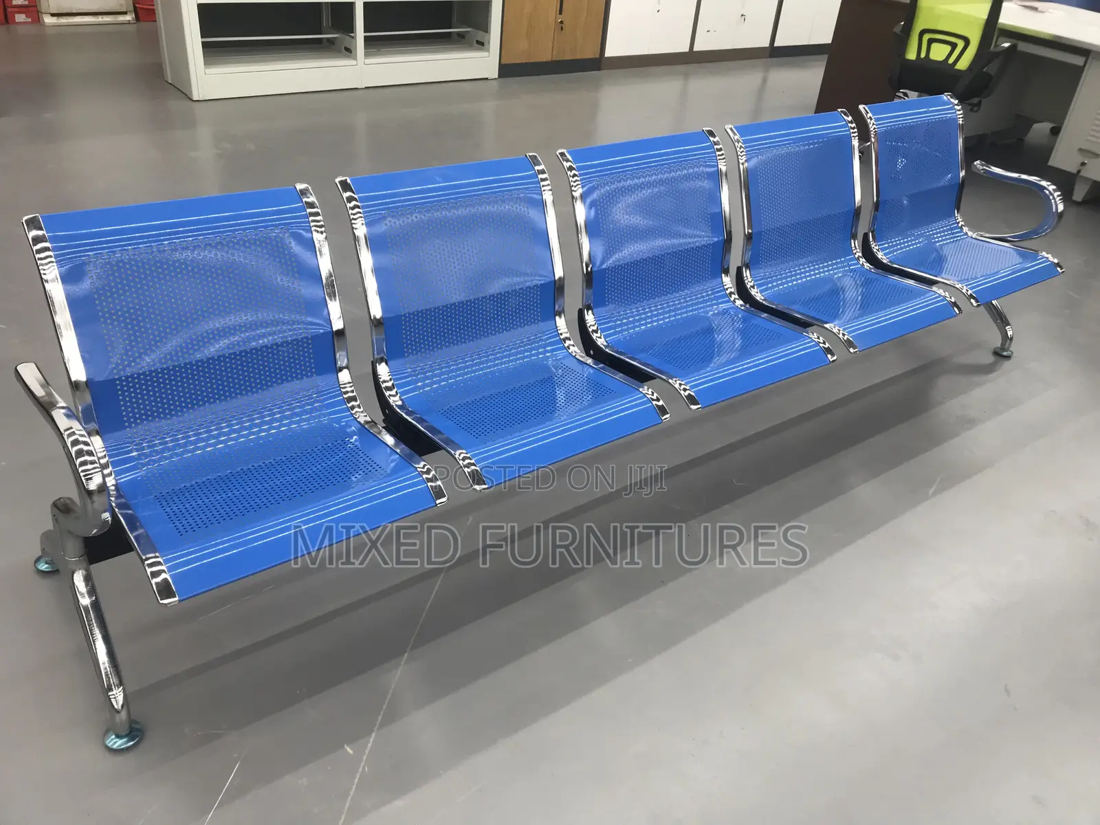 Waiting Chair (Blue Color) 5 Seater for Sale