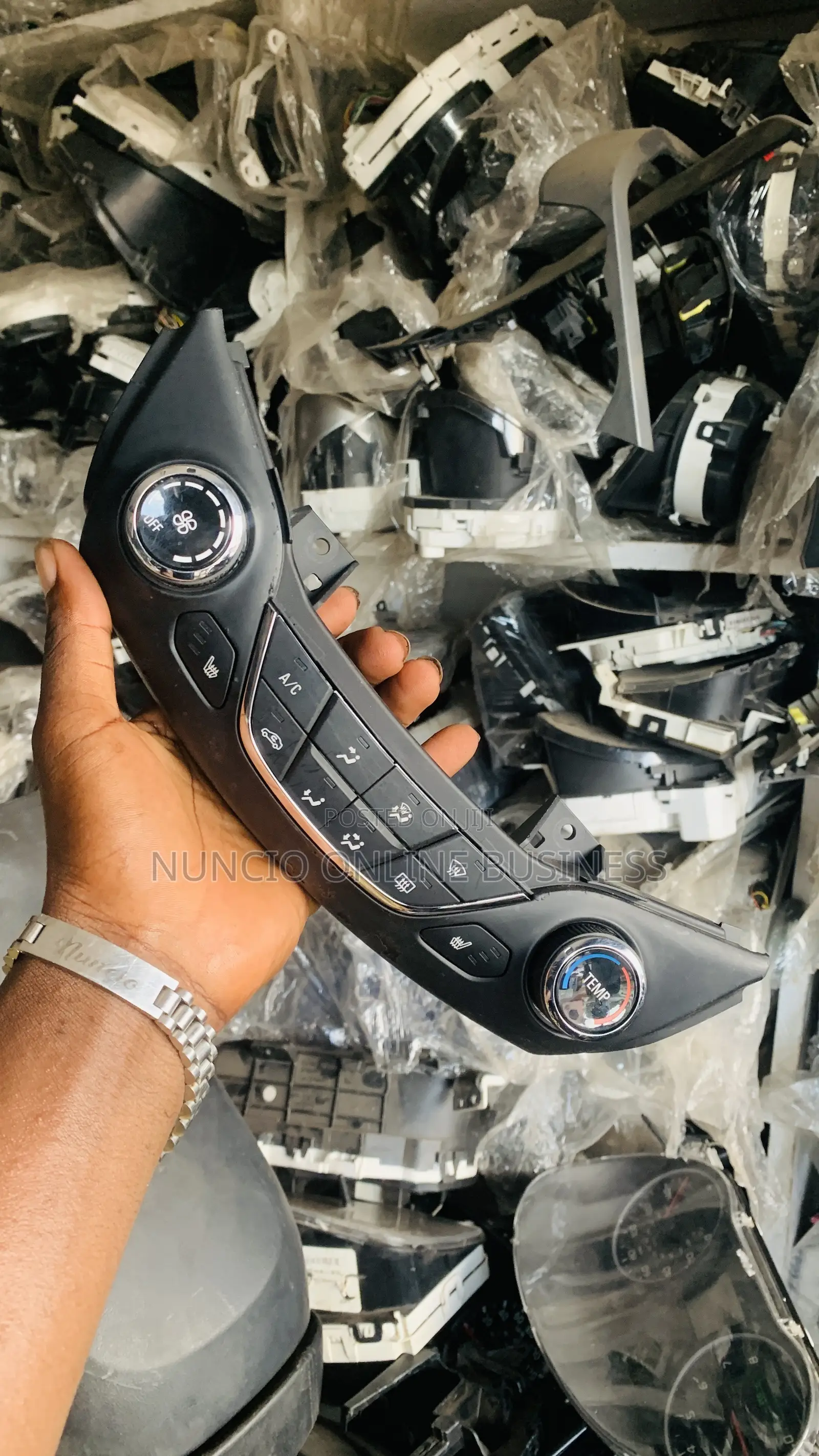 Chevrolet Cruz 2016 Ac Switch