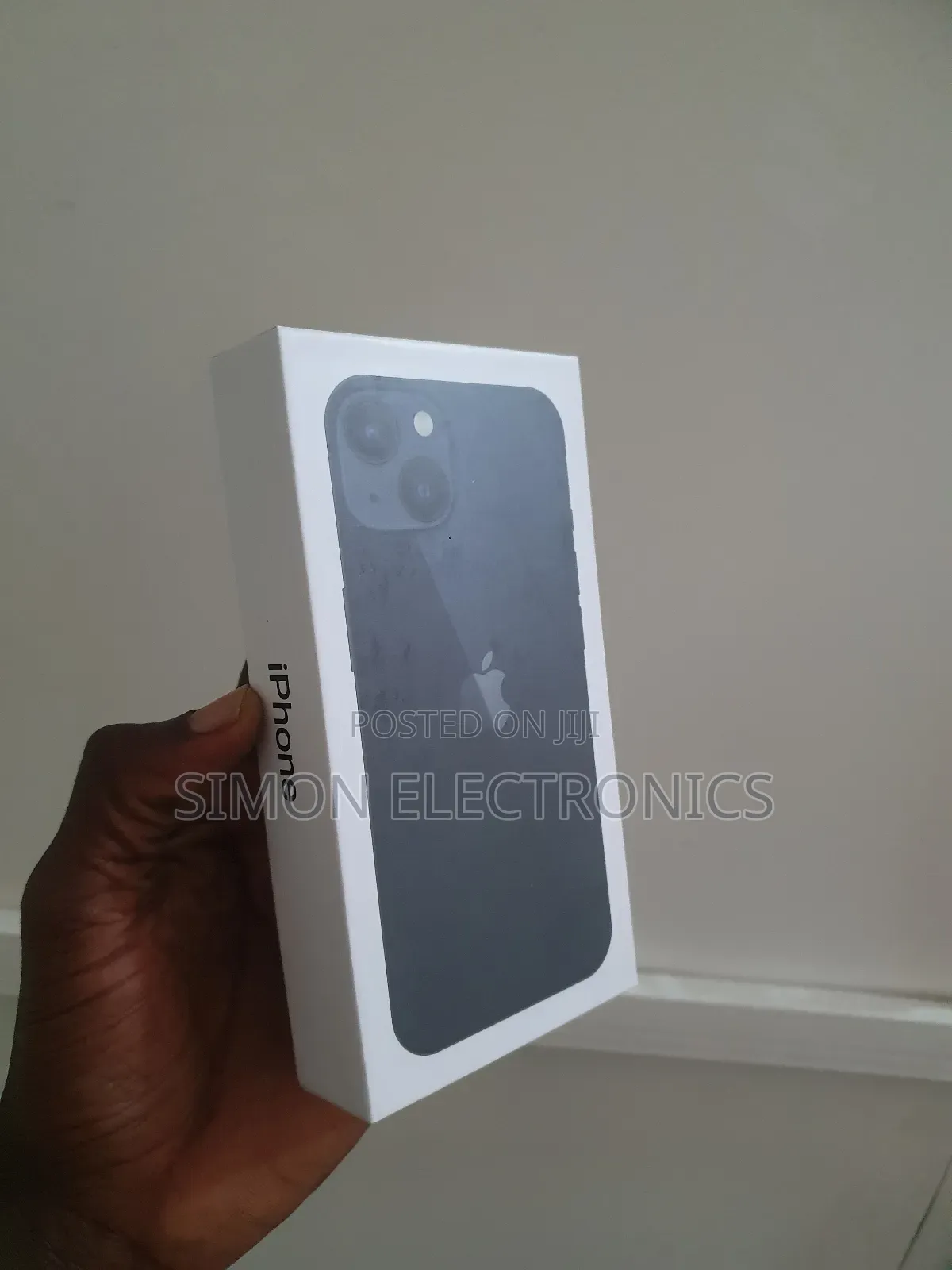 New Apple iPhone 13 128 GB Black