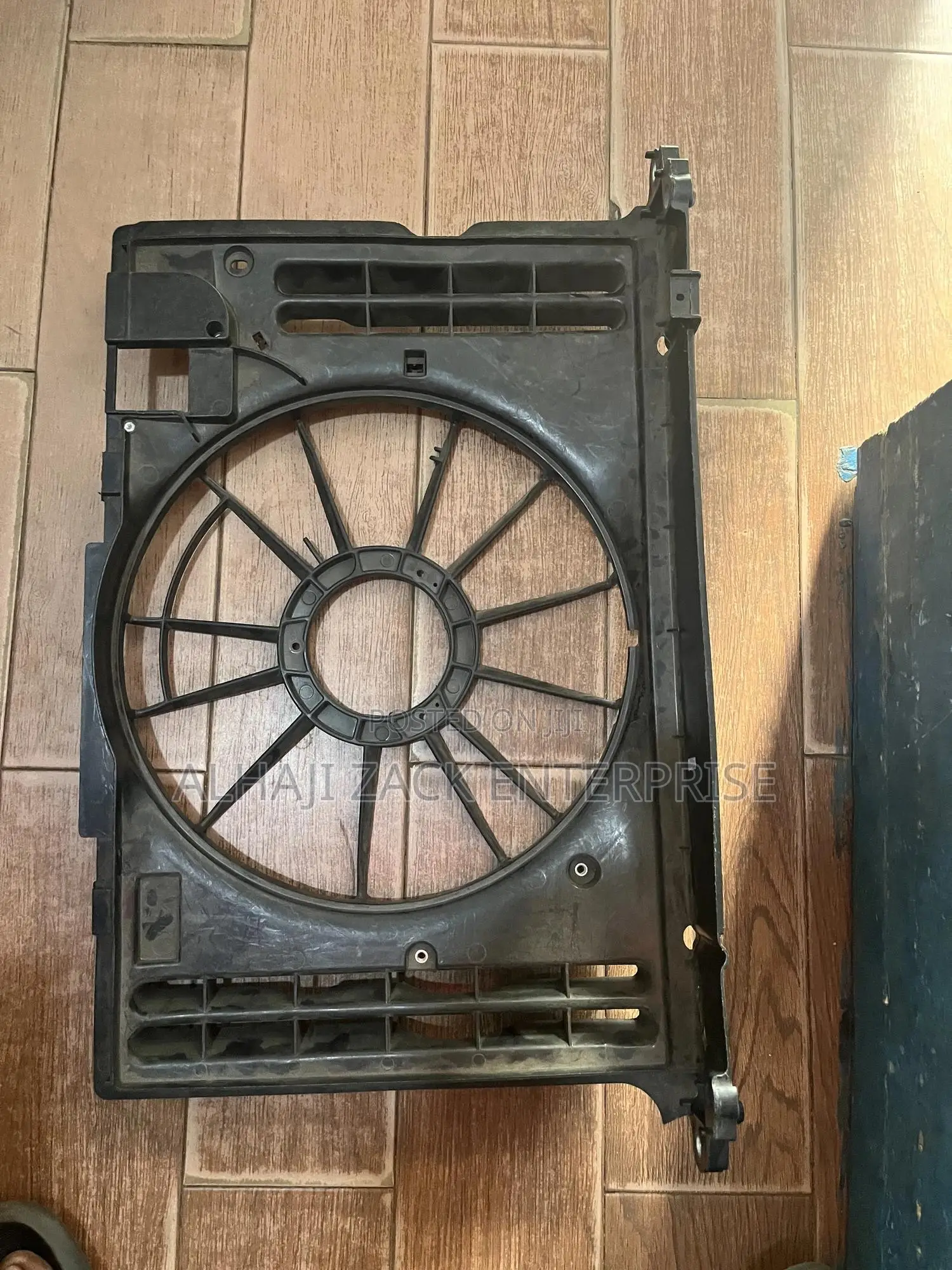 Corolla 2009-2013 Fan Case