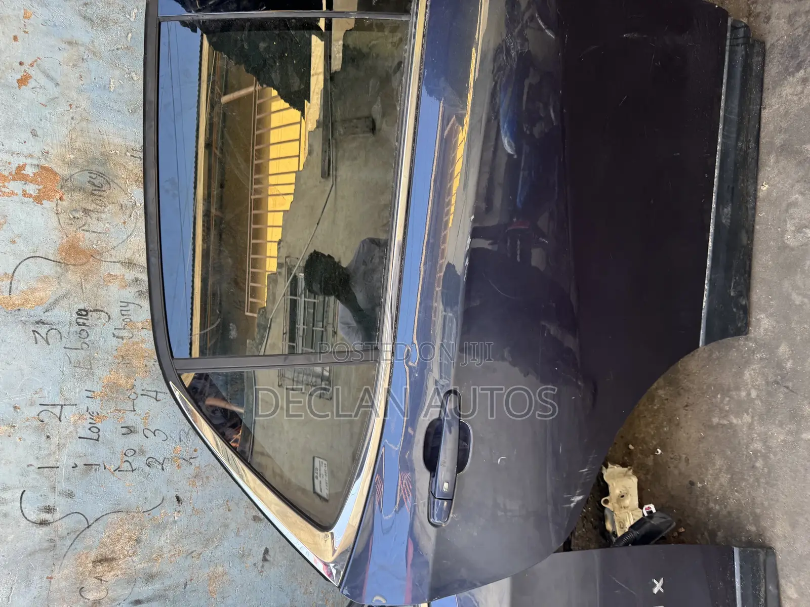Chevrolet Equinox 2019 Back Door