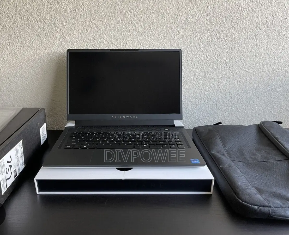 New Laptop Alienware M15 R3 32GB Intel Core I9 SSD 512GB