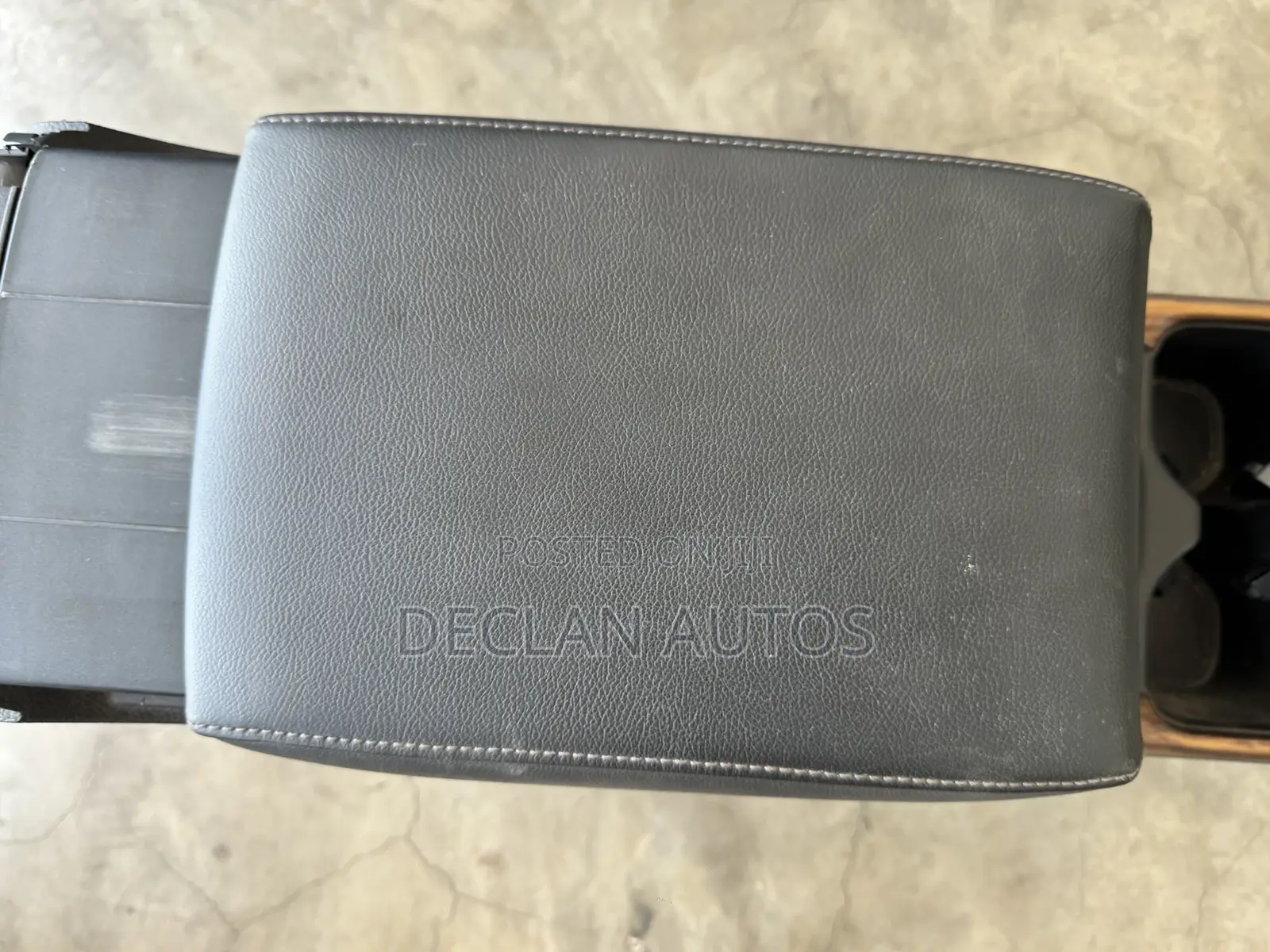 Crv 2017 Center Console Arm Rest Black